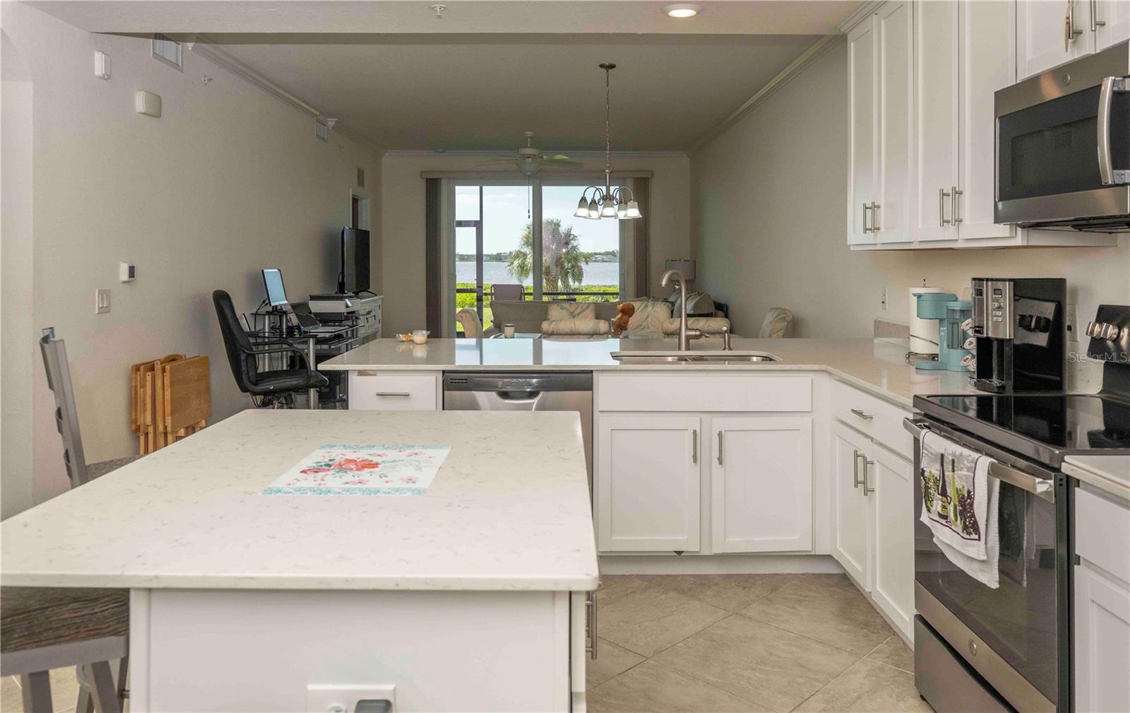 Image 14 of 38 For 1030 Tidewater Shores Loop 105