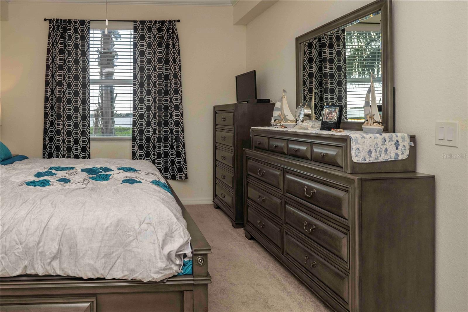 Image 18 of 38 For 1030 Tidewater Shores Loop 105