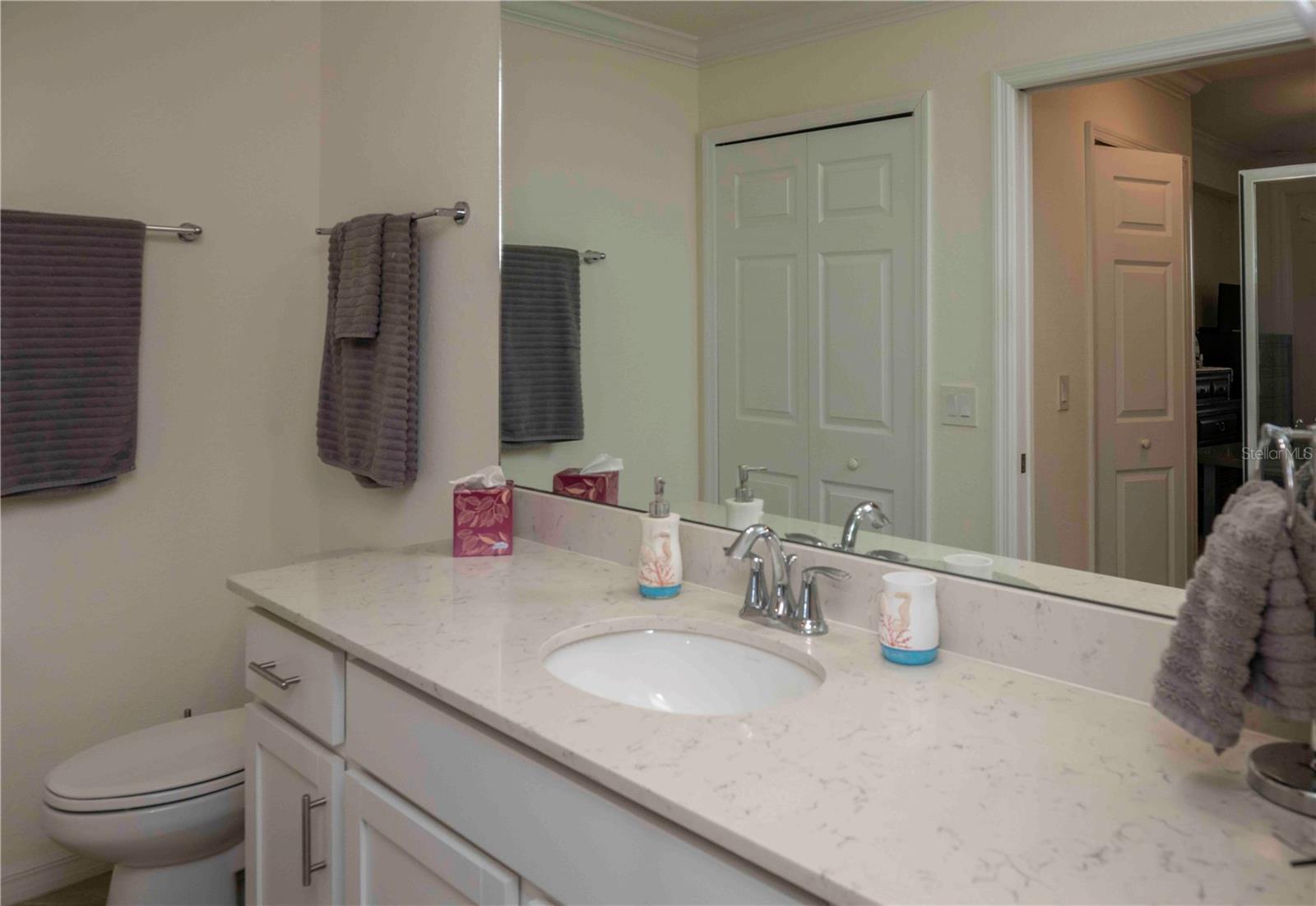 Image 20 of 38 For 1030 Tidewater Shores Loop 105