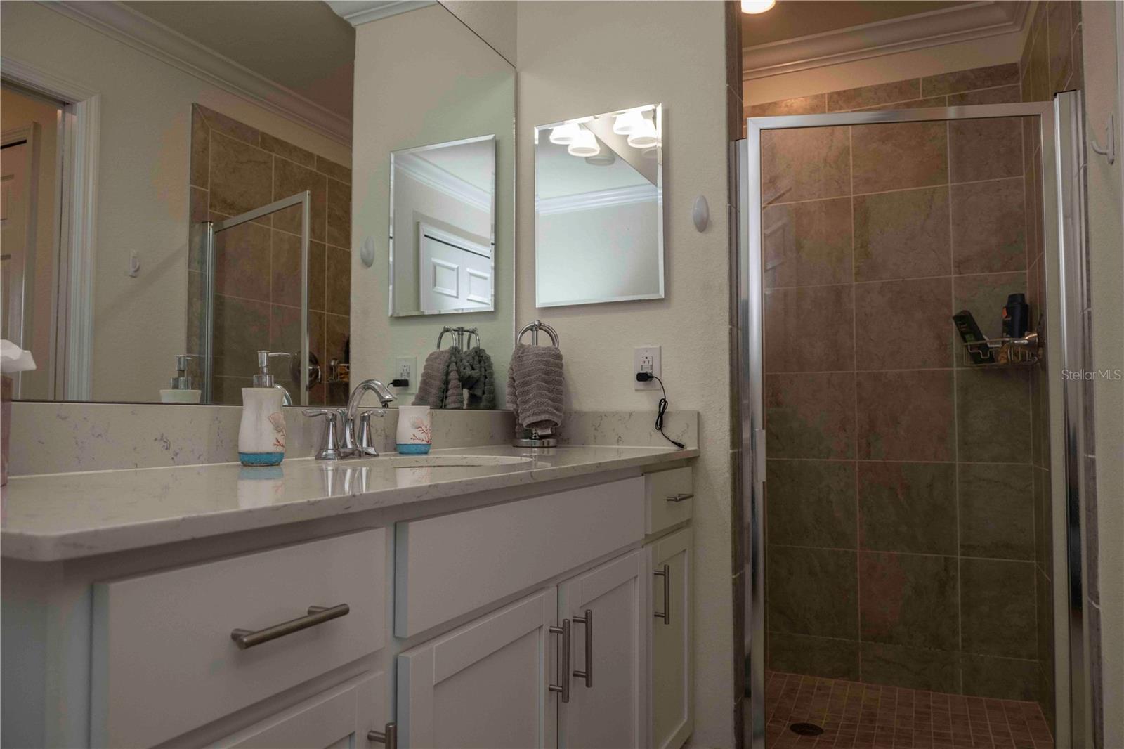 Image 21 of 38 For 1030 Tidewater Shores Loop 105