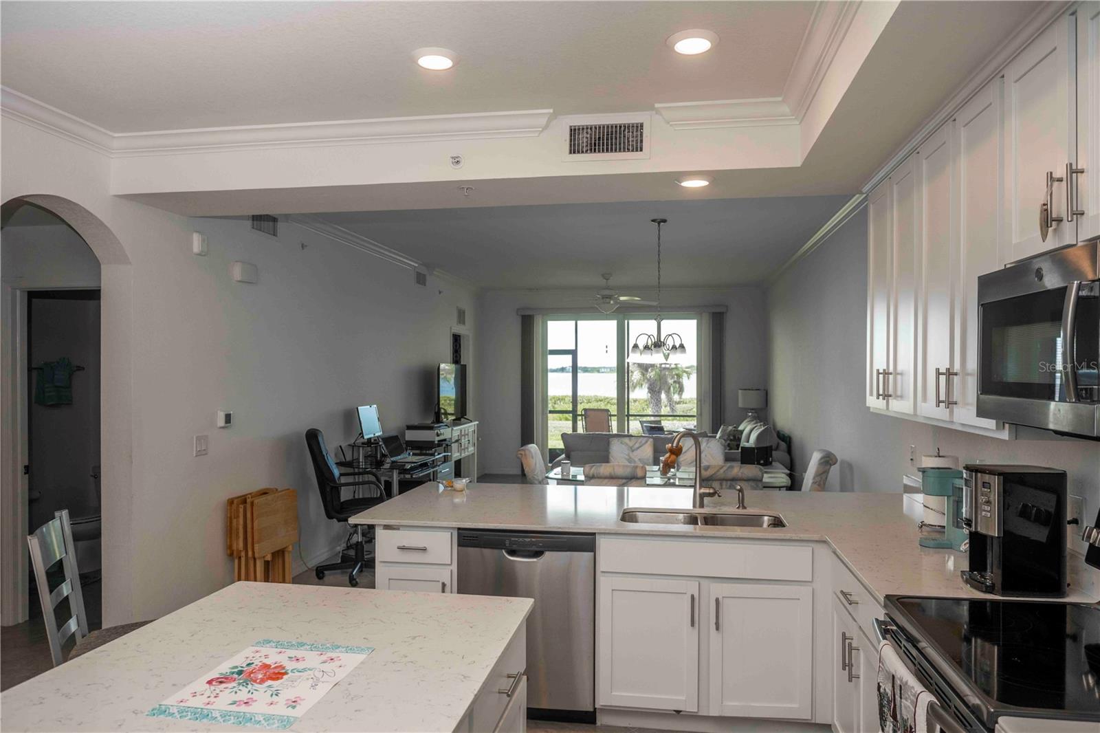 Image 7 of 38 For 1030 Tidewater Shores Loop 105