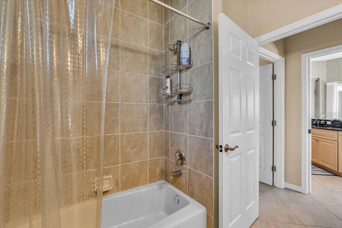 Image 32 of 43 For 5077 Seagrass Drive
