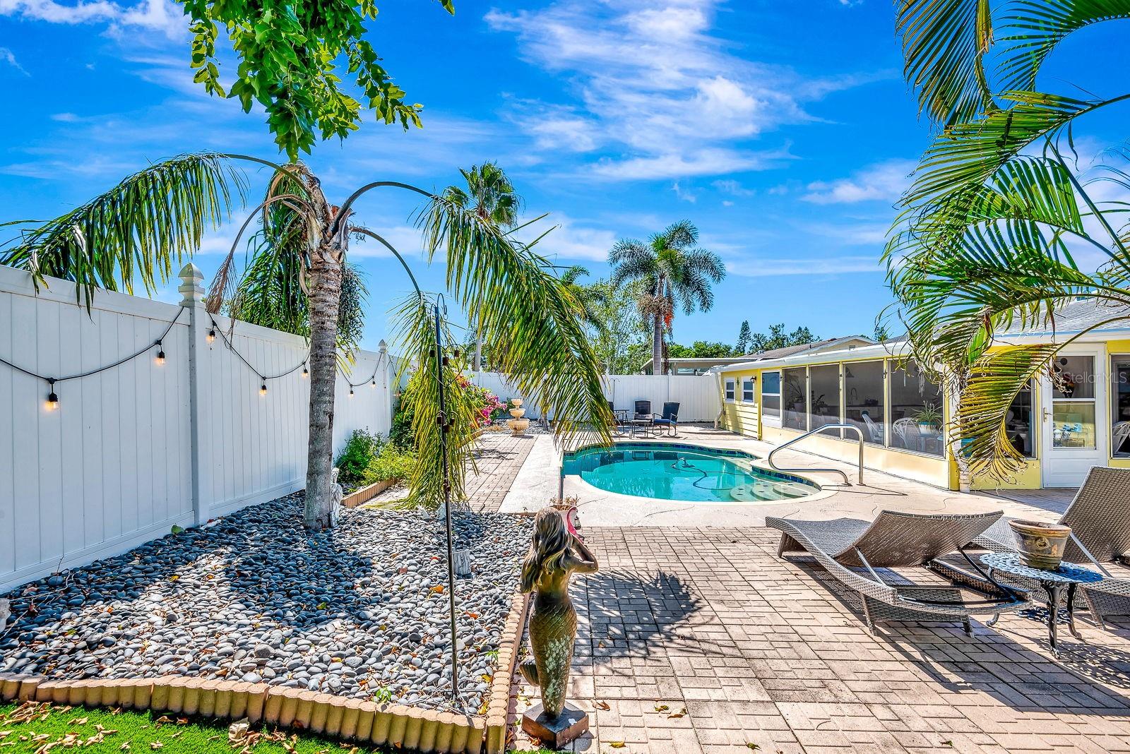 Image 31 of 38 For 2601 39th Street W