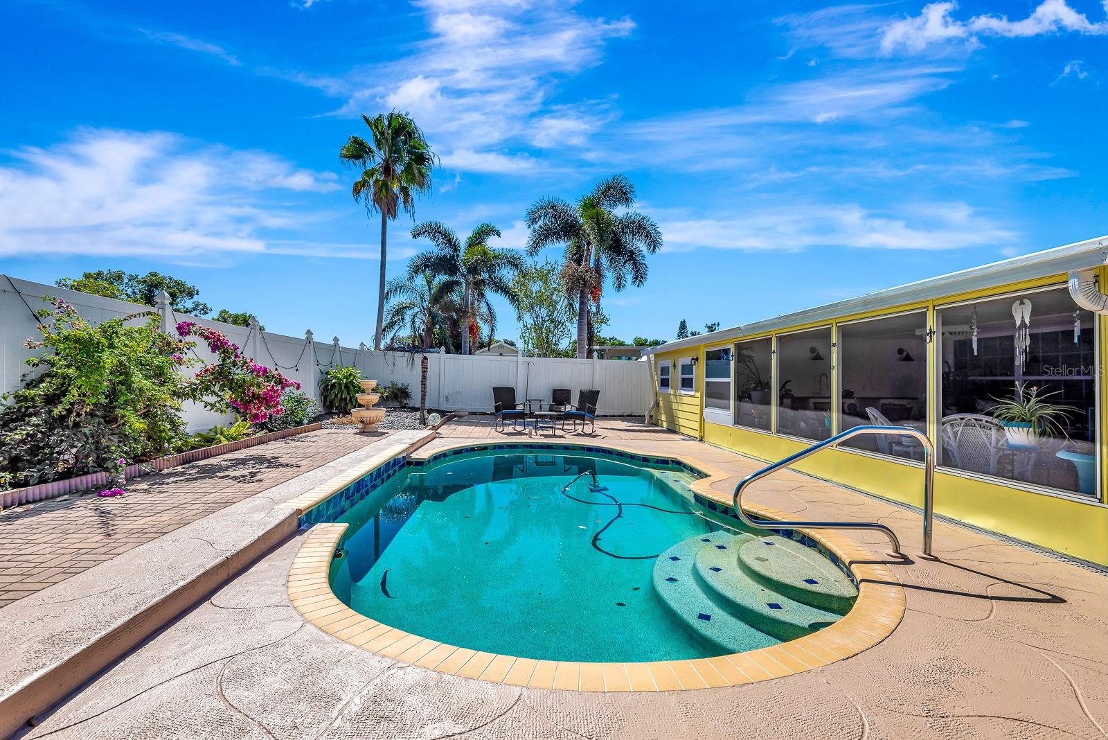 Image 36 of 38 For 2601 39th Street W