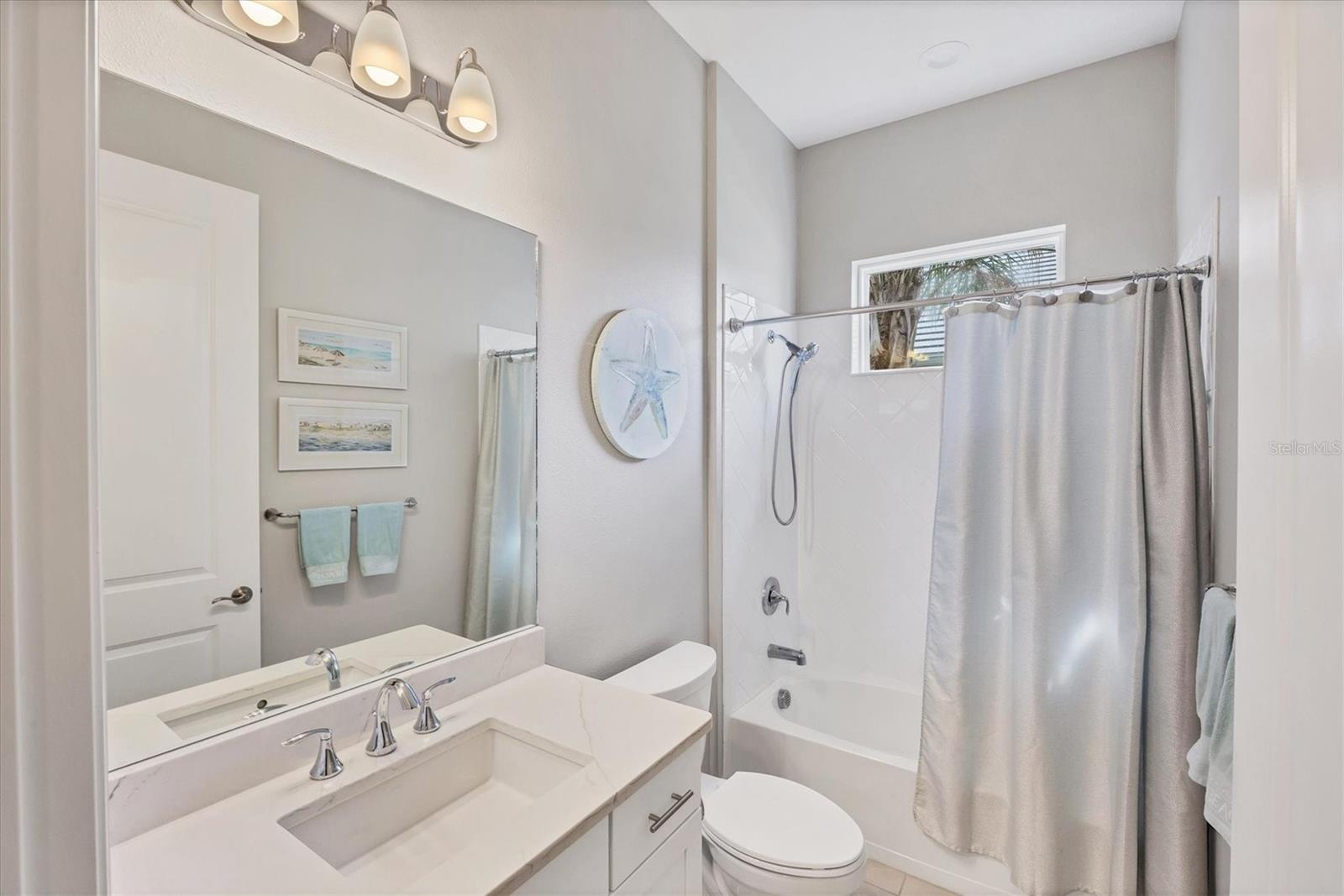 Image 41 of 81 For 4123 Midnight Blue Run