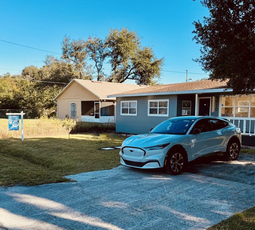 Image 3 of 22 For 4910 Huppel Avenue