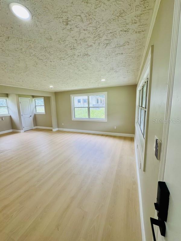 Image 6 of 22 For 4910 Huppel Avenue