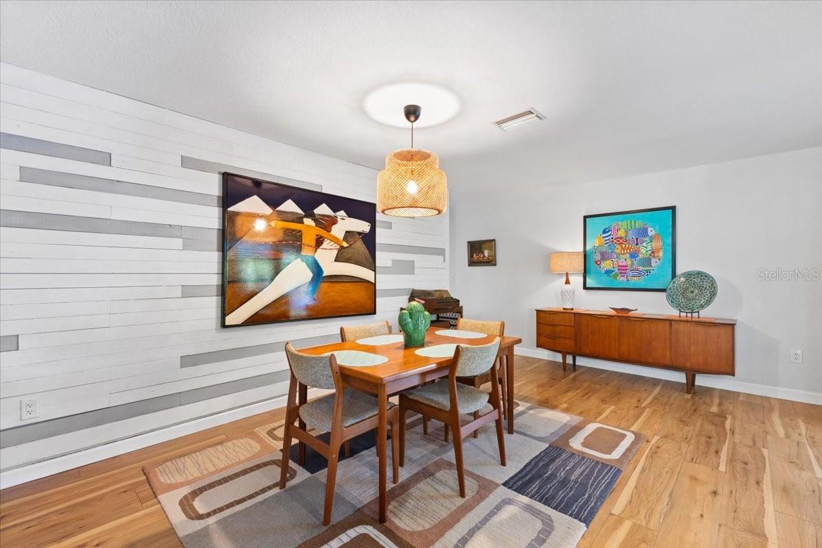 Image 12 of 45 For 606 136th Court E