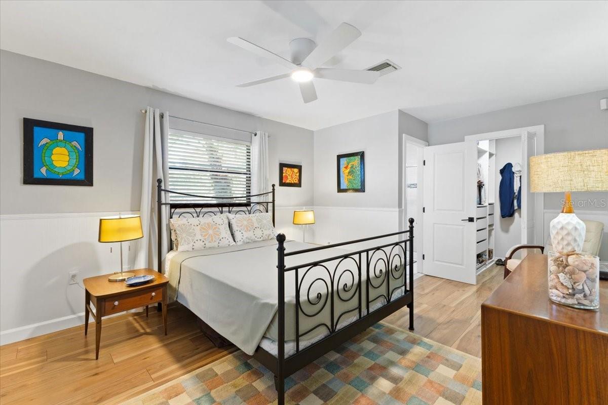 Image 16 of 45 For 606 136th Court E