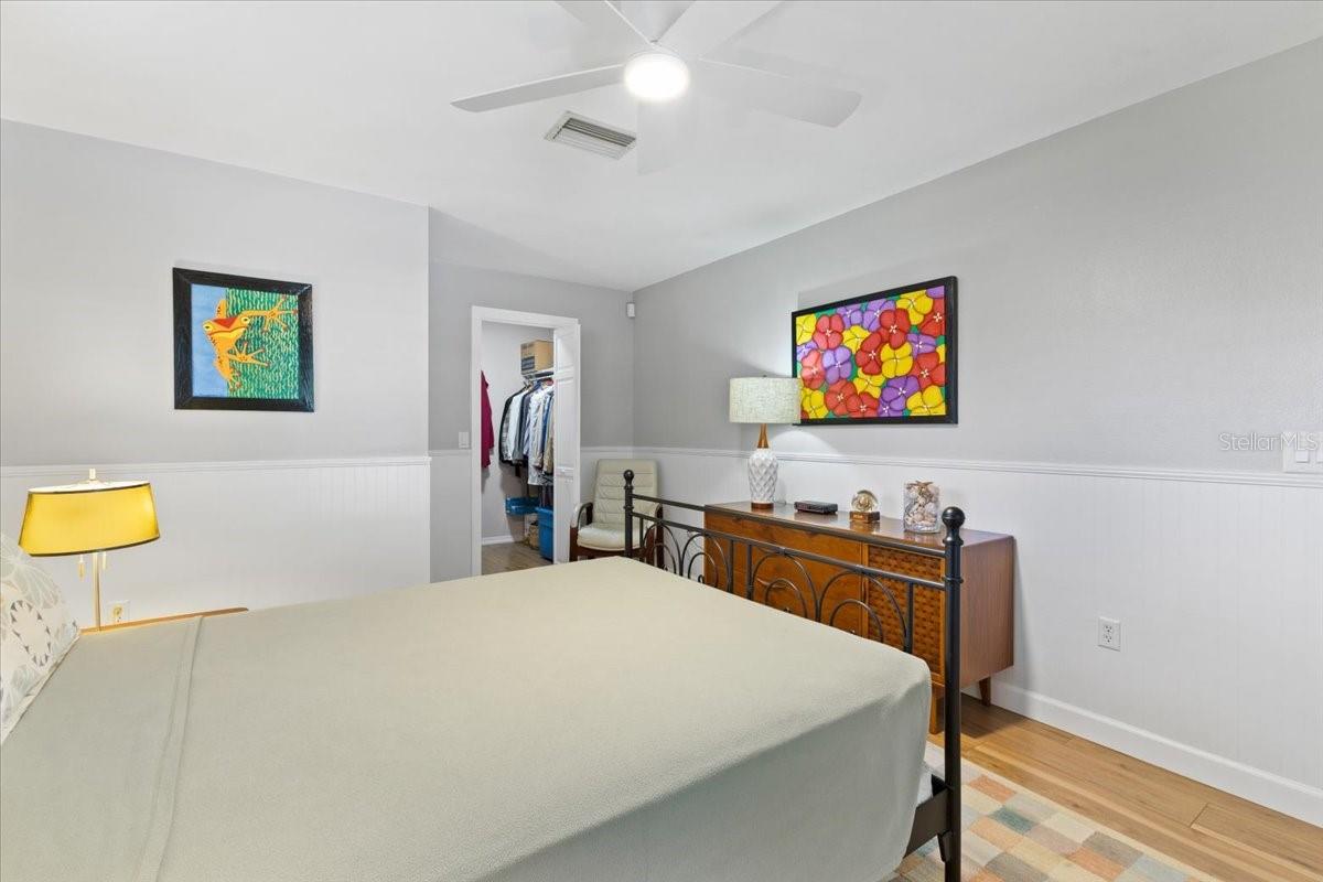 Image 17 of 45 For 606 136th Court E