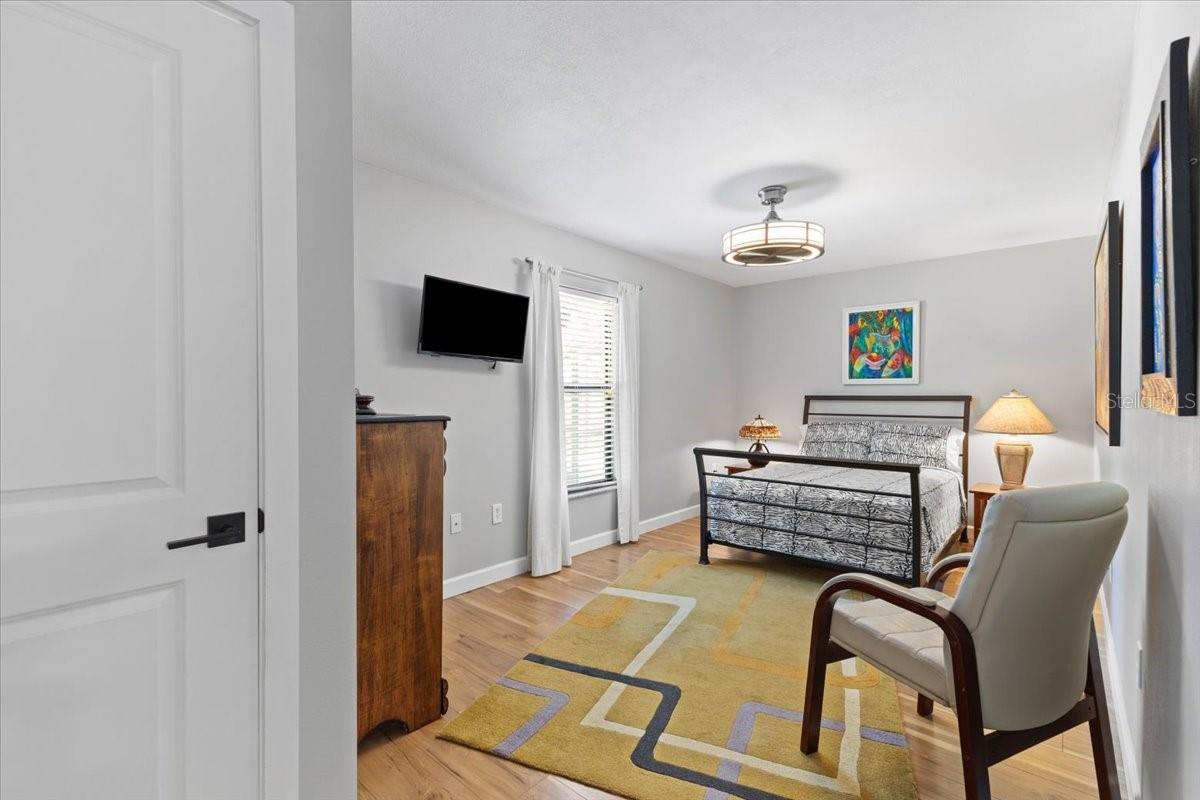 Image 20 of 45 For 606 136th Court E