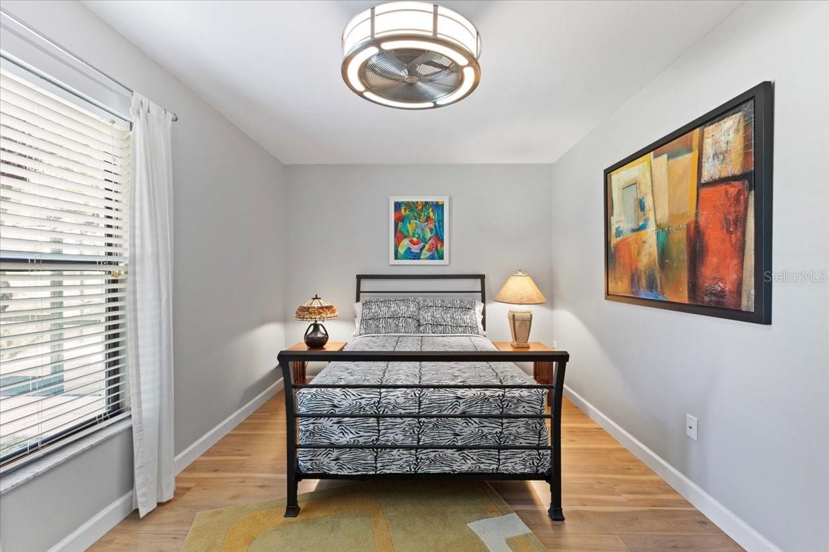 Image 21 of 45 For 606 136th Court E