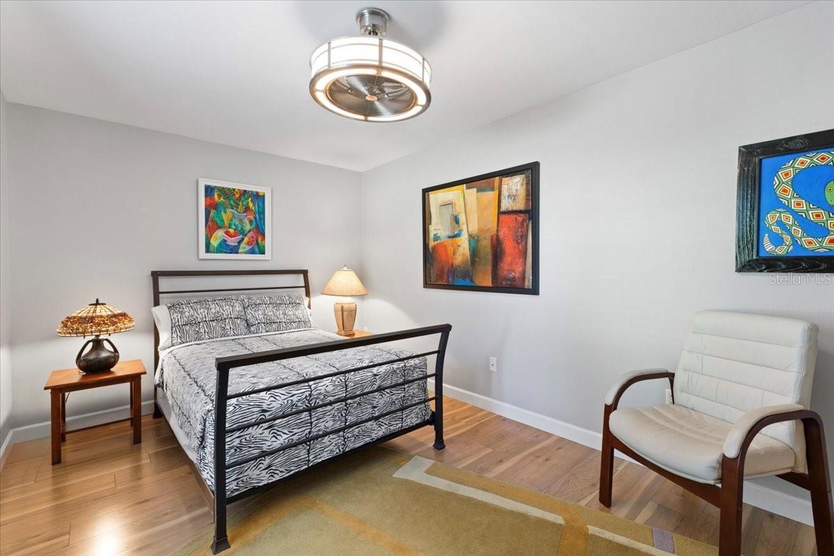 Image 22 of 45 For 606 136th Court E