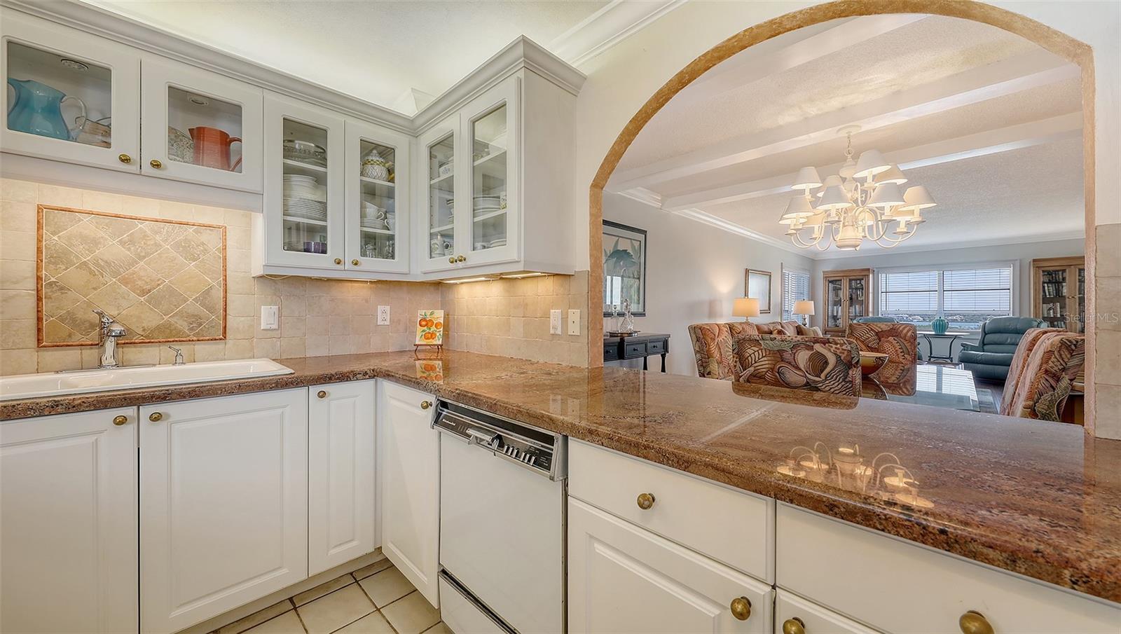 Image 4 of 69 For 9393 Midnight Pass Road P4