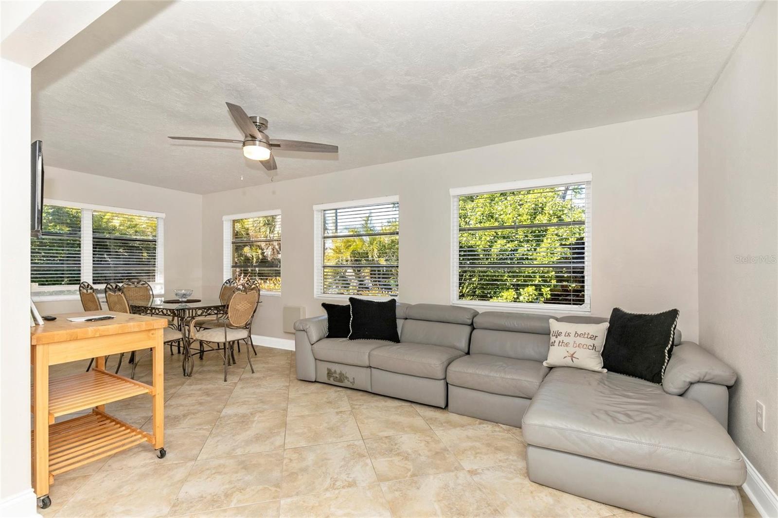 Image 15 of 56 For 3039 Chase Circle