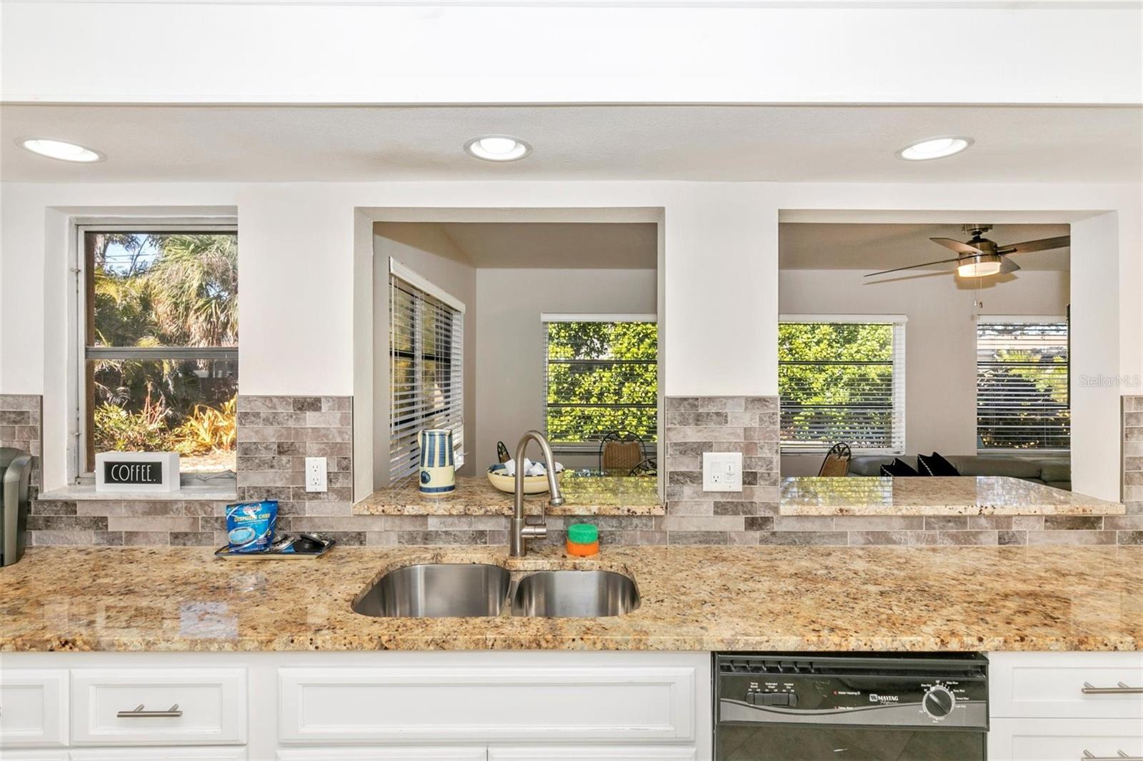 Image 27 of 56 For 3039 Chase Circle