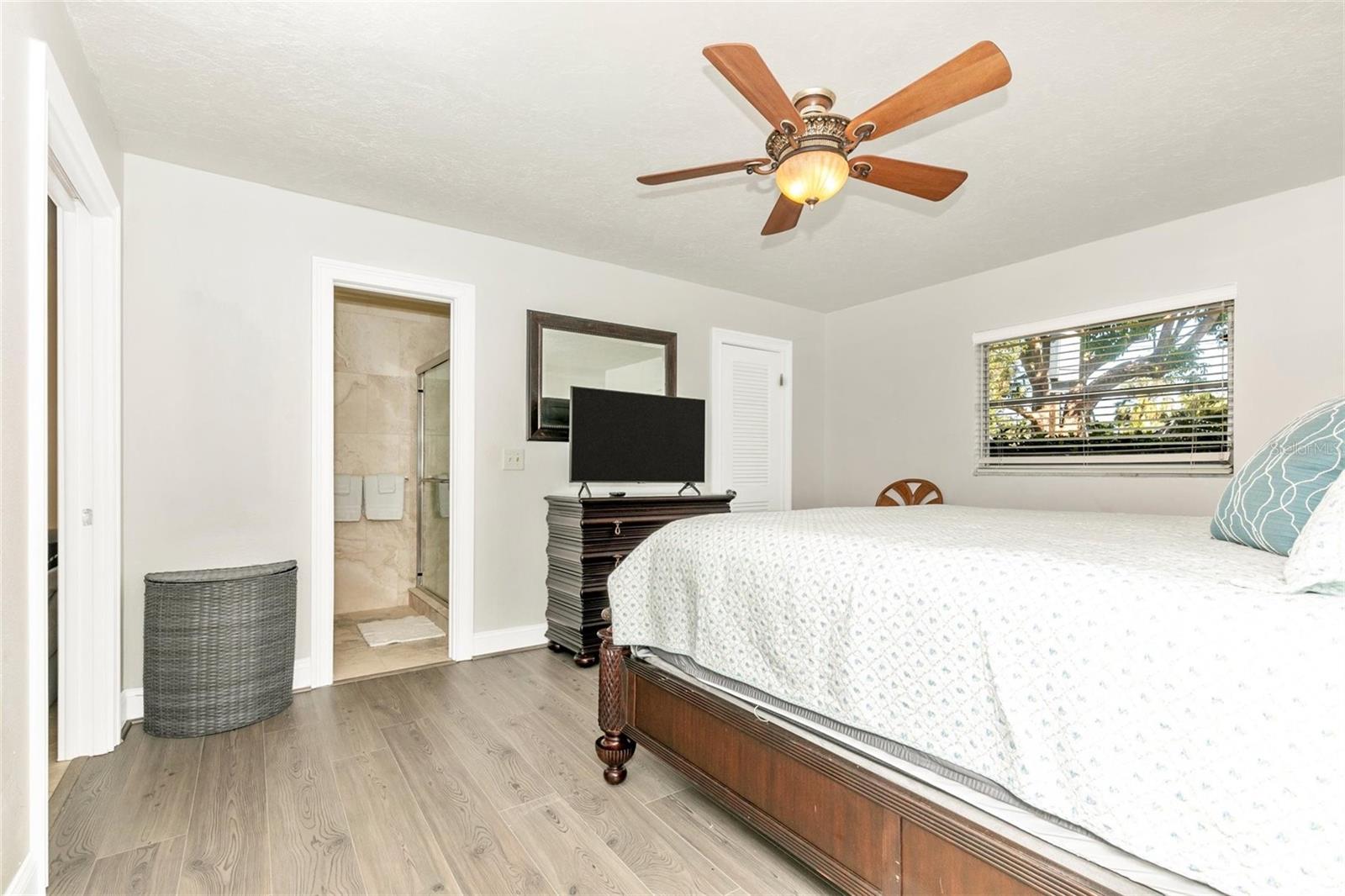 Image 31 of 56 For 3039 Chase Circle