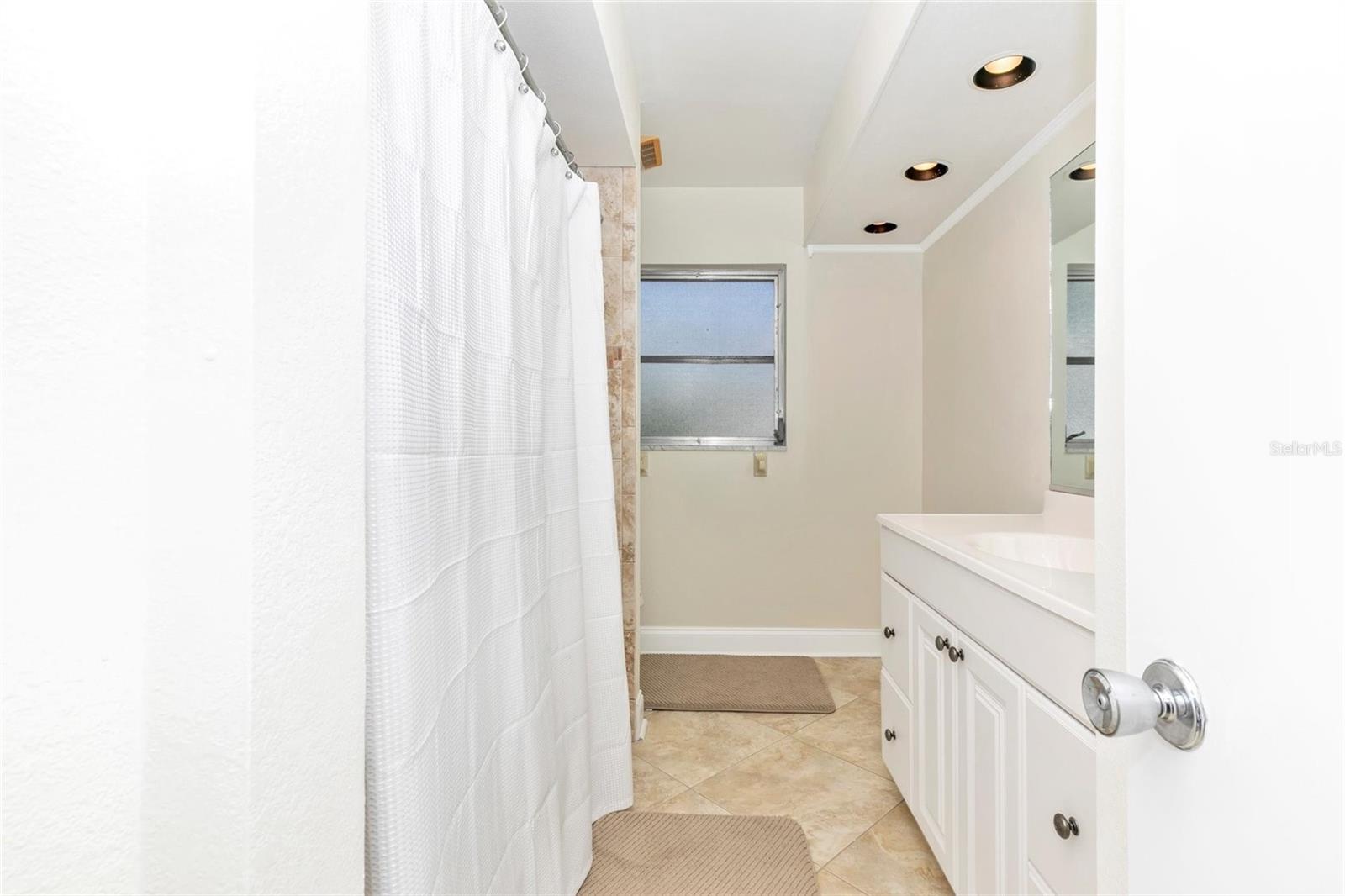 Image 37 of 56 For 3039 Chase Circle