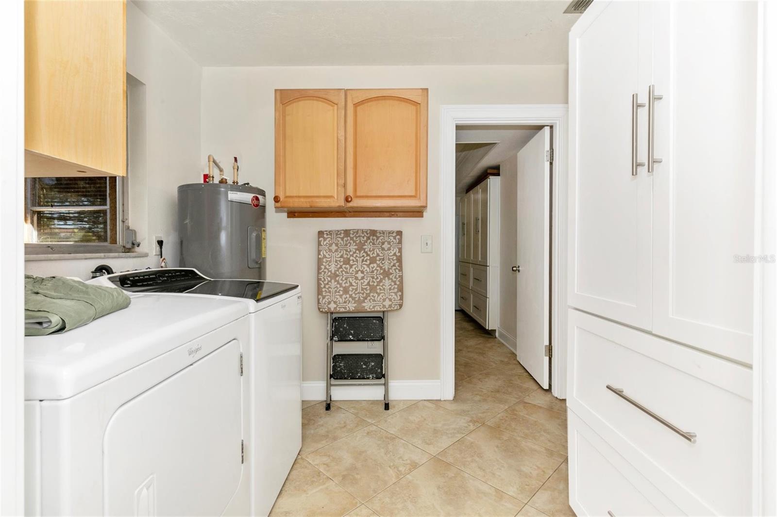 Image 41 of 56 For 3039 Chase Circle