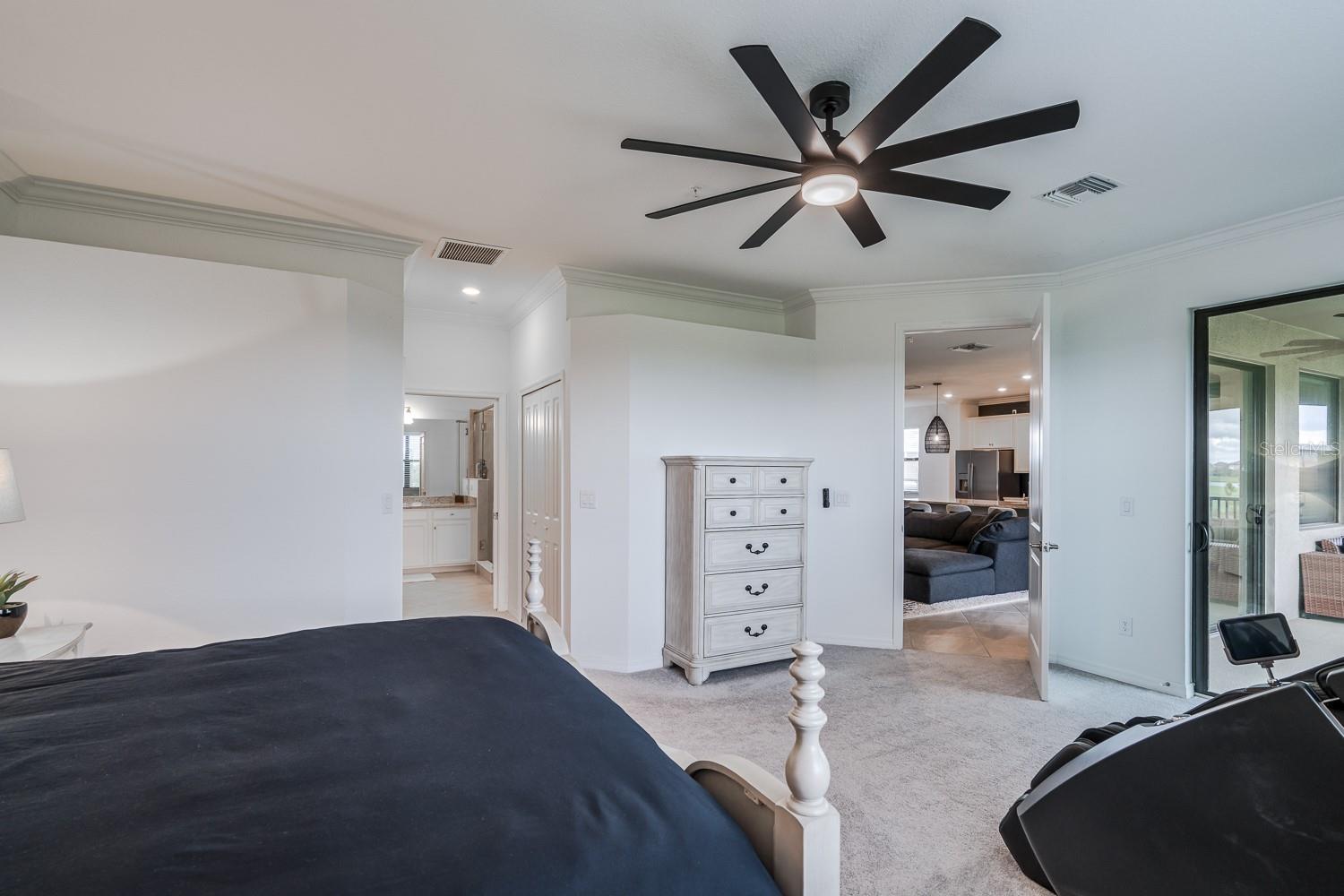 Image 22 of 48 For 6005 Worsham Lane 102