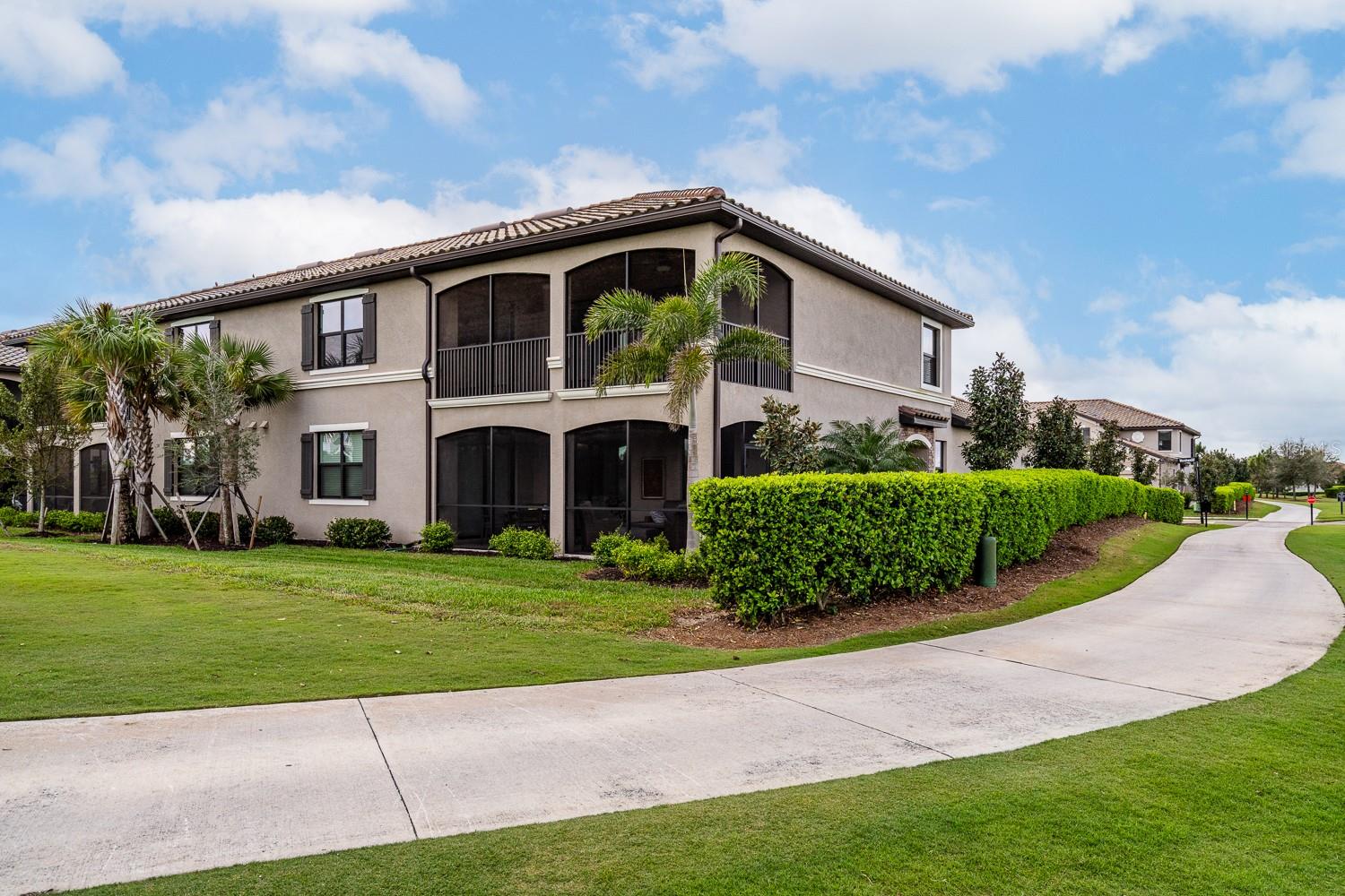 Image 39 of 48 For 6005 Worsham Lane 102