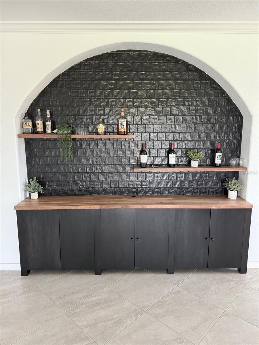 Image 8 of 48 For 6005 Worsham Lane 102