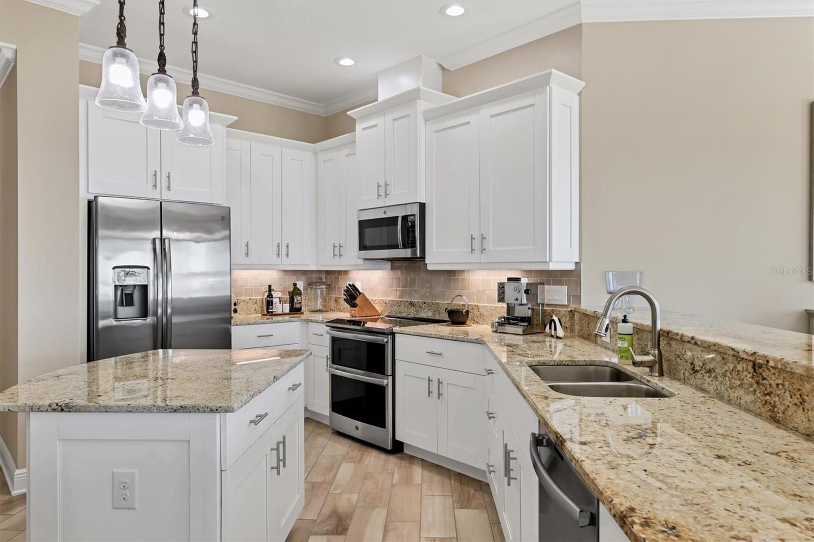 Image 14 of 65 For 3431 79th Street Circle W 302