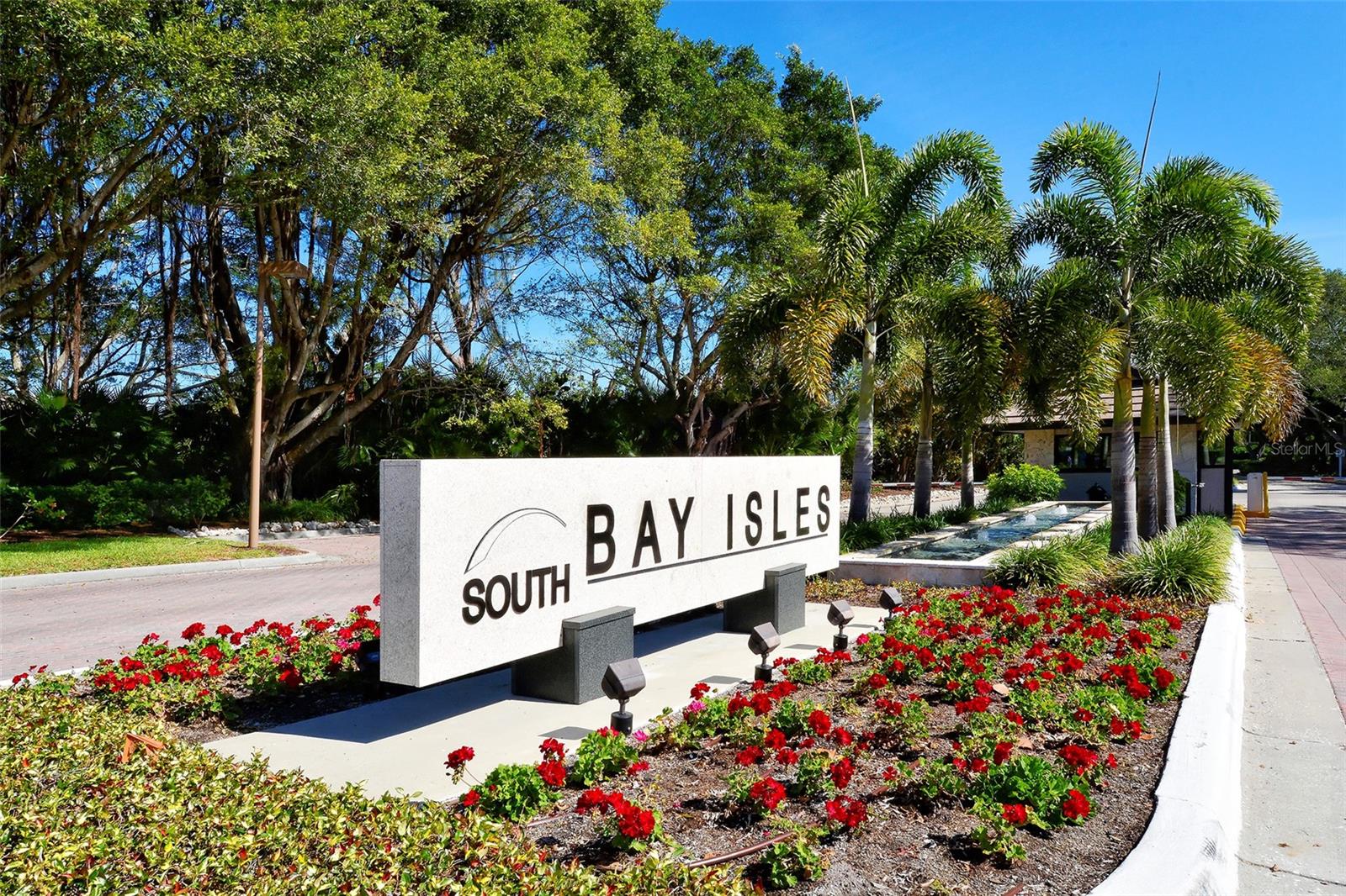 Image 38 of 66 For 2020 Harbourside Drive 432