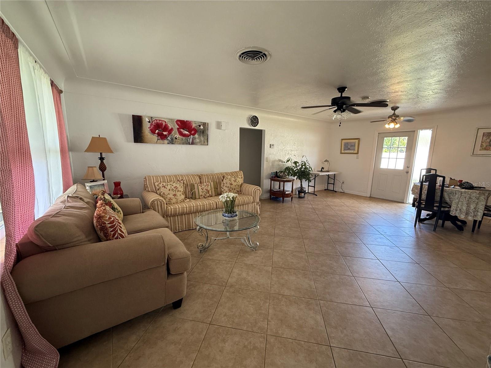 Image 3 of 23 For 2309 Tulip Street