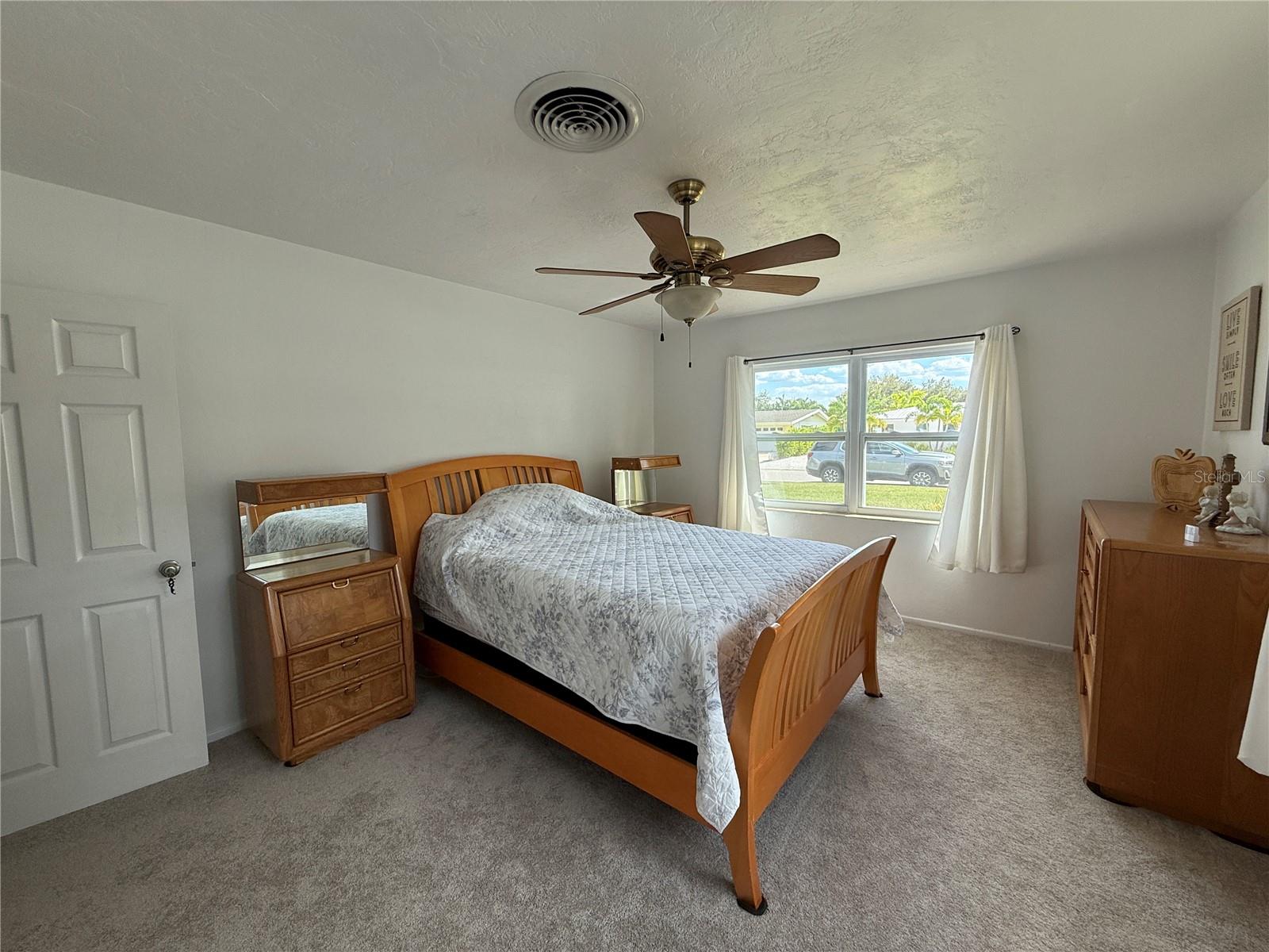 Image 7 of 23 For 2309 Tulip Street