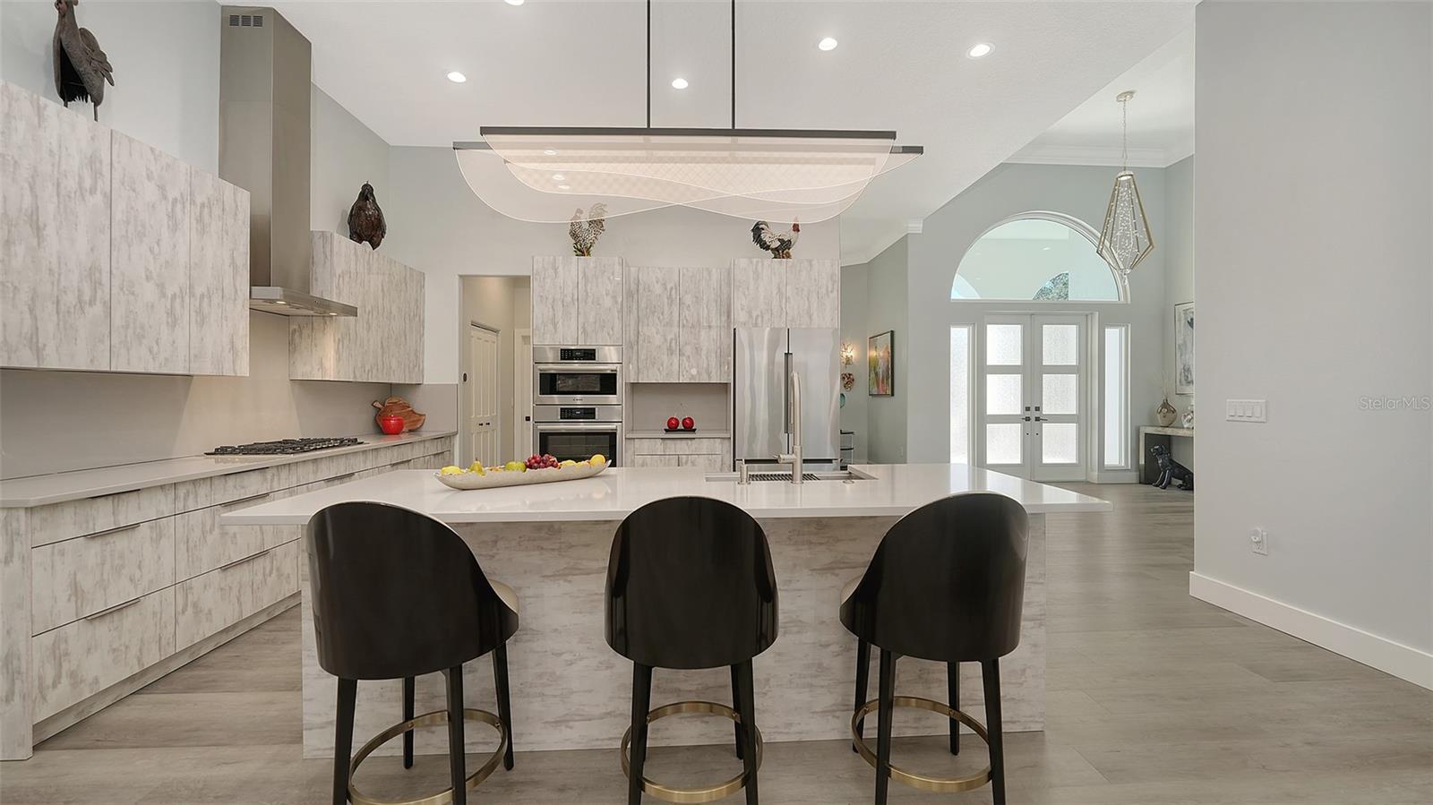 Image 13 of 45 For 7660 Donald Ross Road W