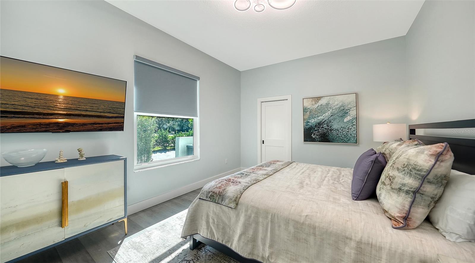 Image 39 of 45 For 7660 Donald Ross Road W