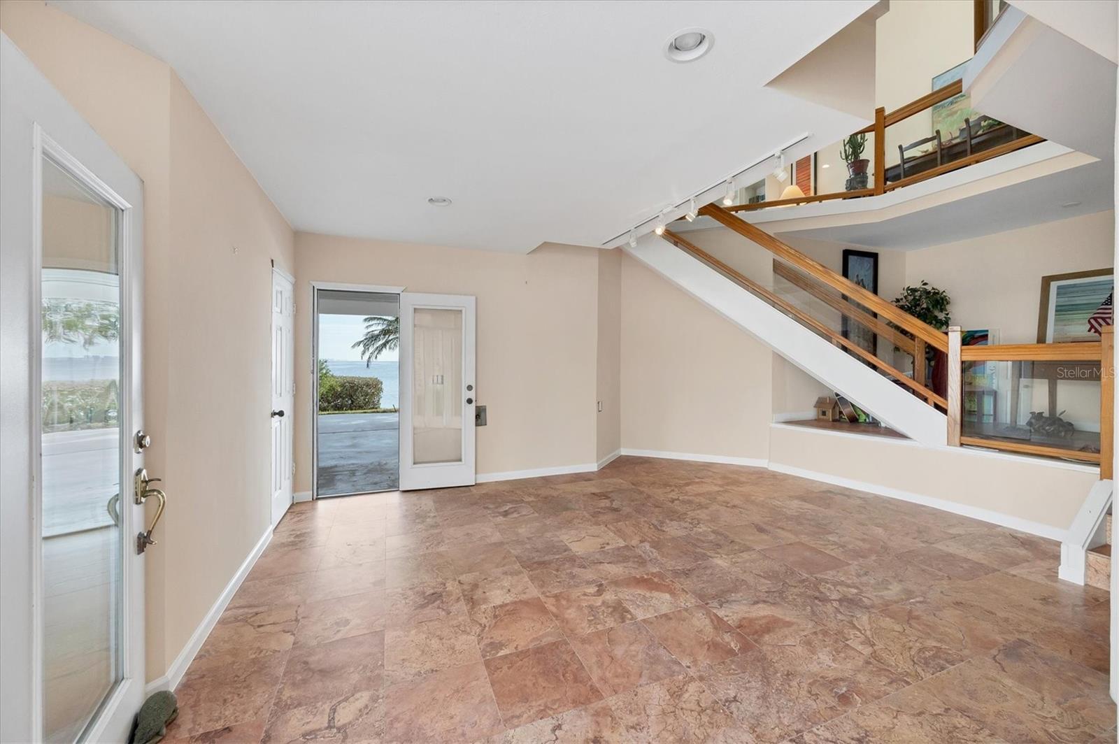 Image 37 of 43 For 16 Tidy Island Boulevard 16