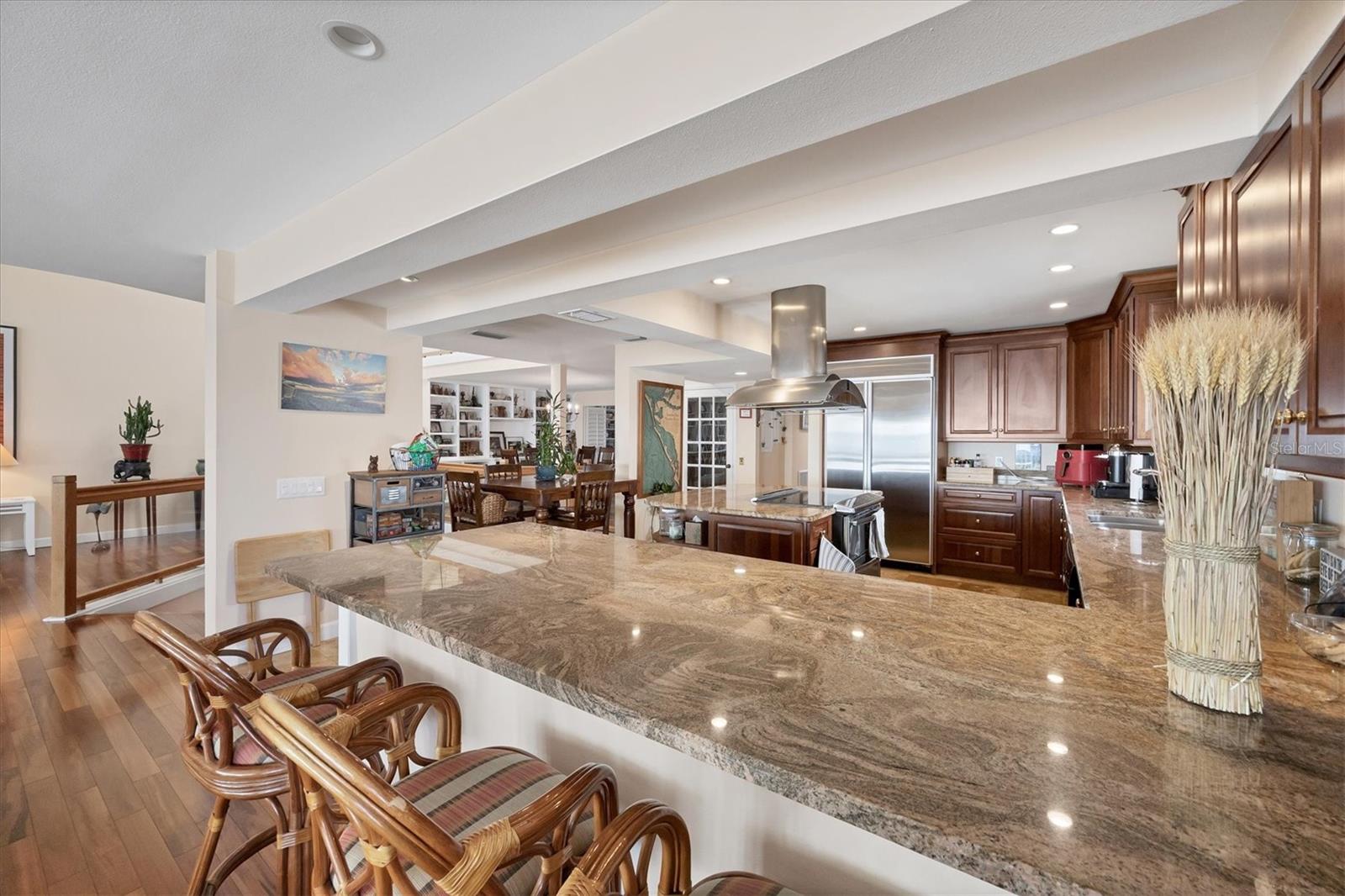 Image 8 of 43 For 16 Tidy Island Boulevard 16