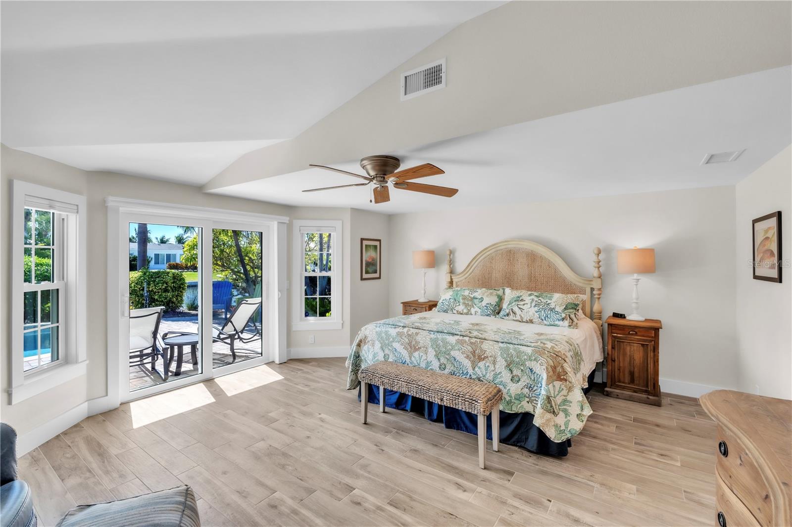 Image 23 of 51 For 523 69th Street