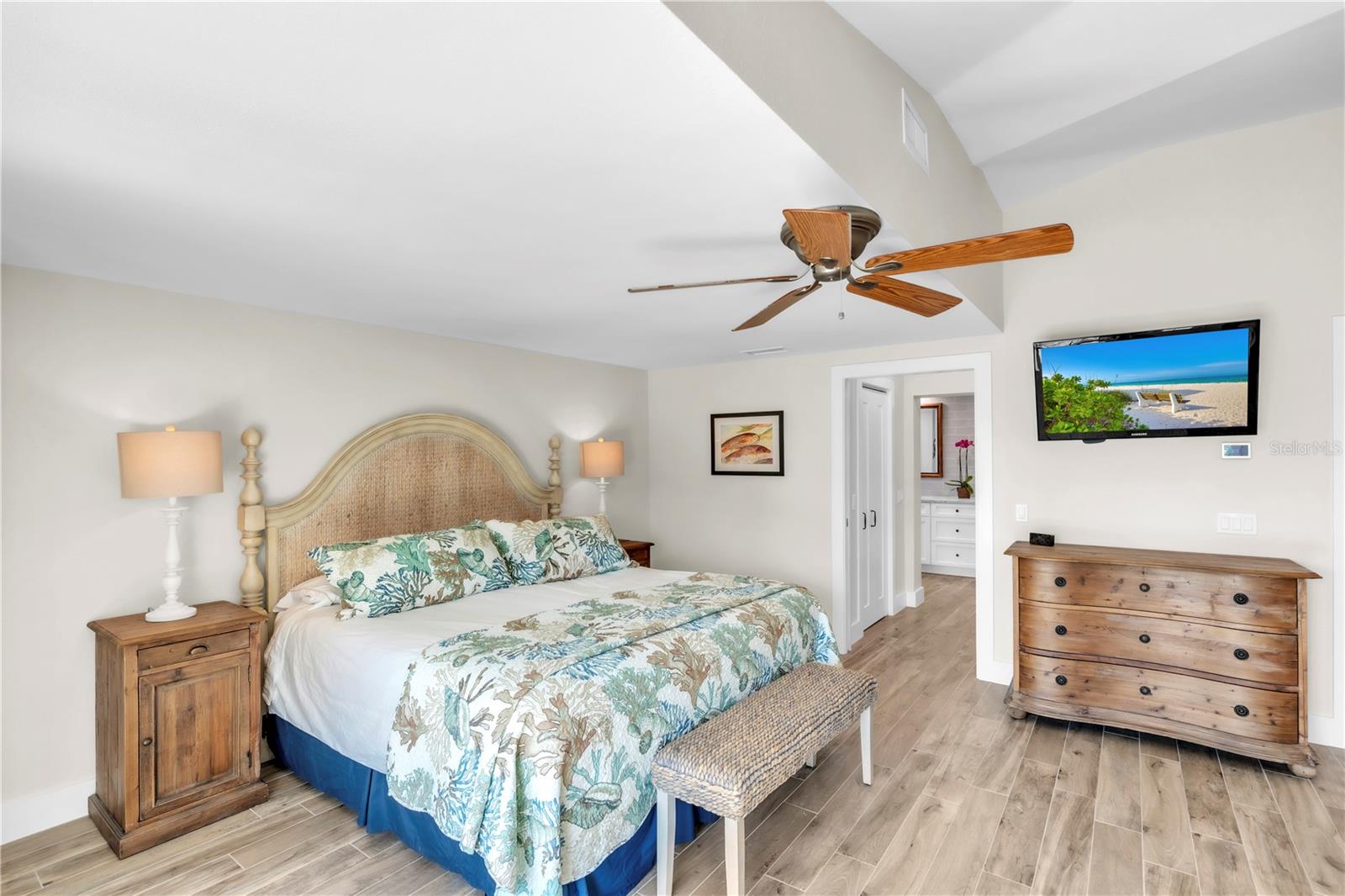 Image 25 of 51 For 523 69th Street