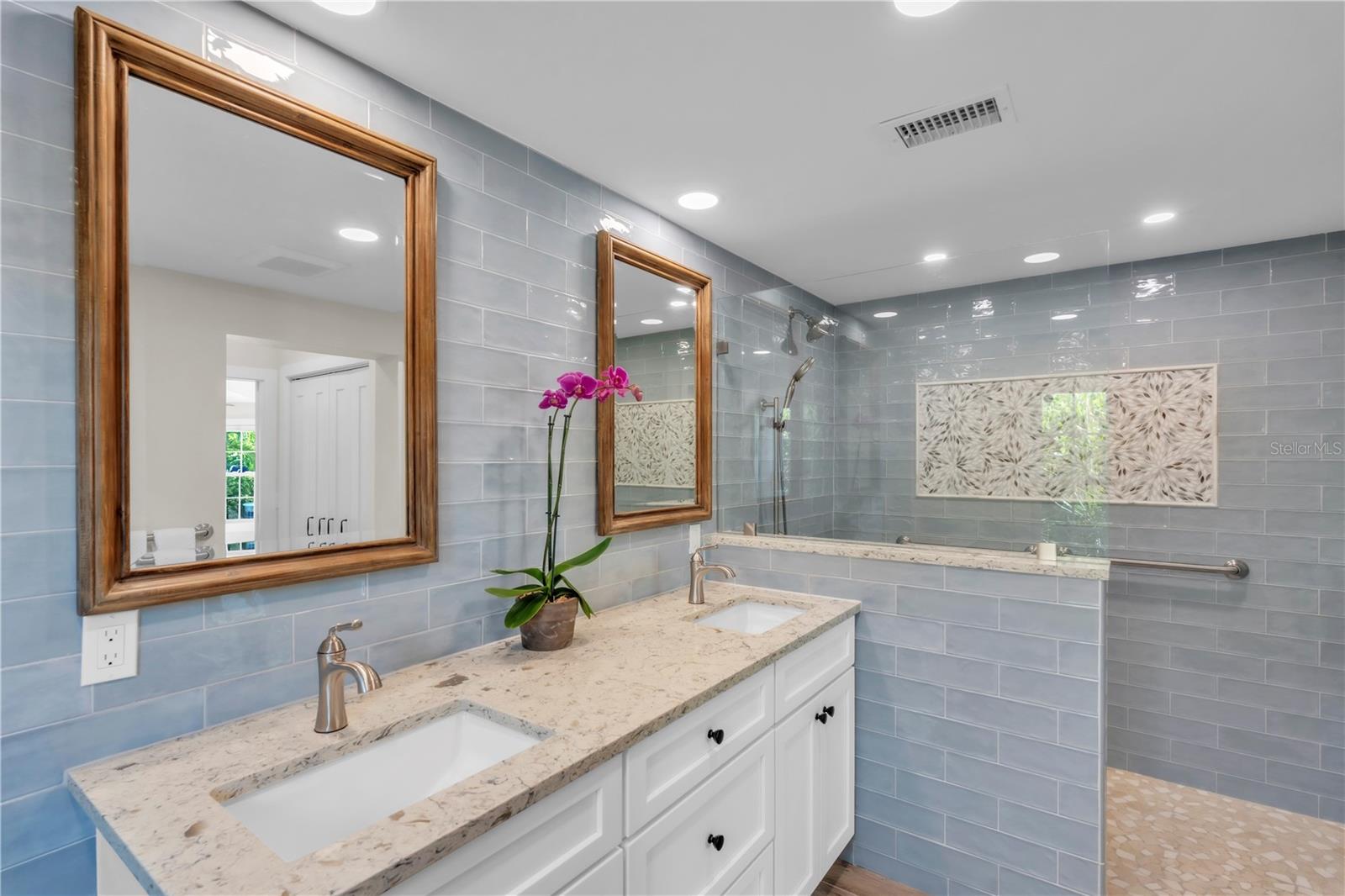 Image 26 of 51 For 523 69th Street