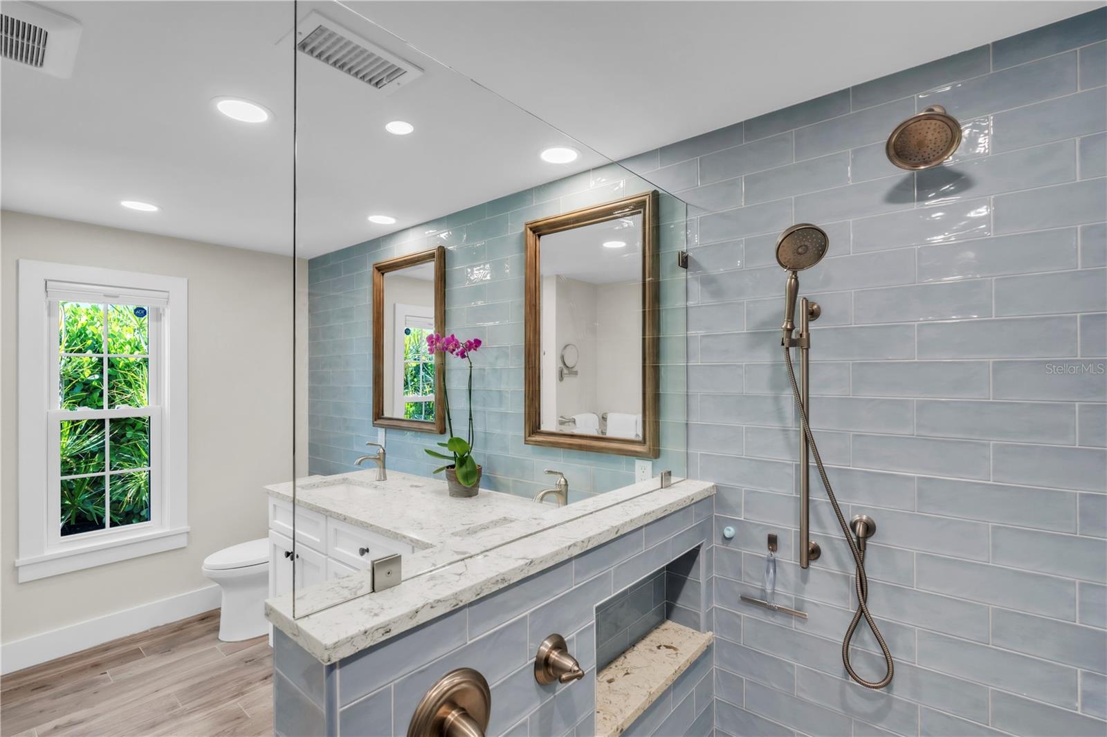 Image 27 of 51 For 523 69th Street