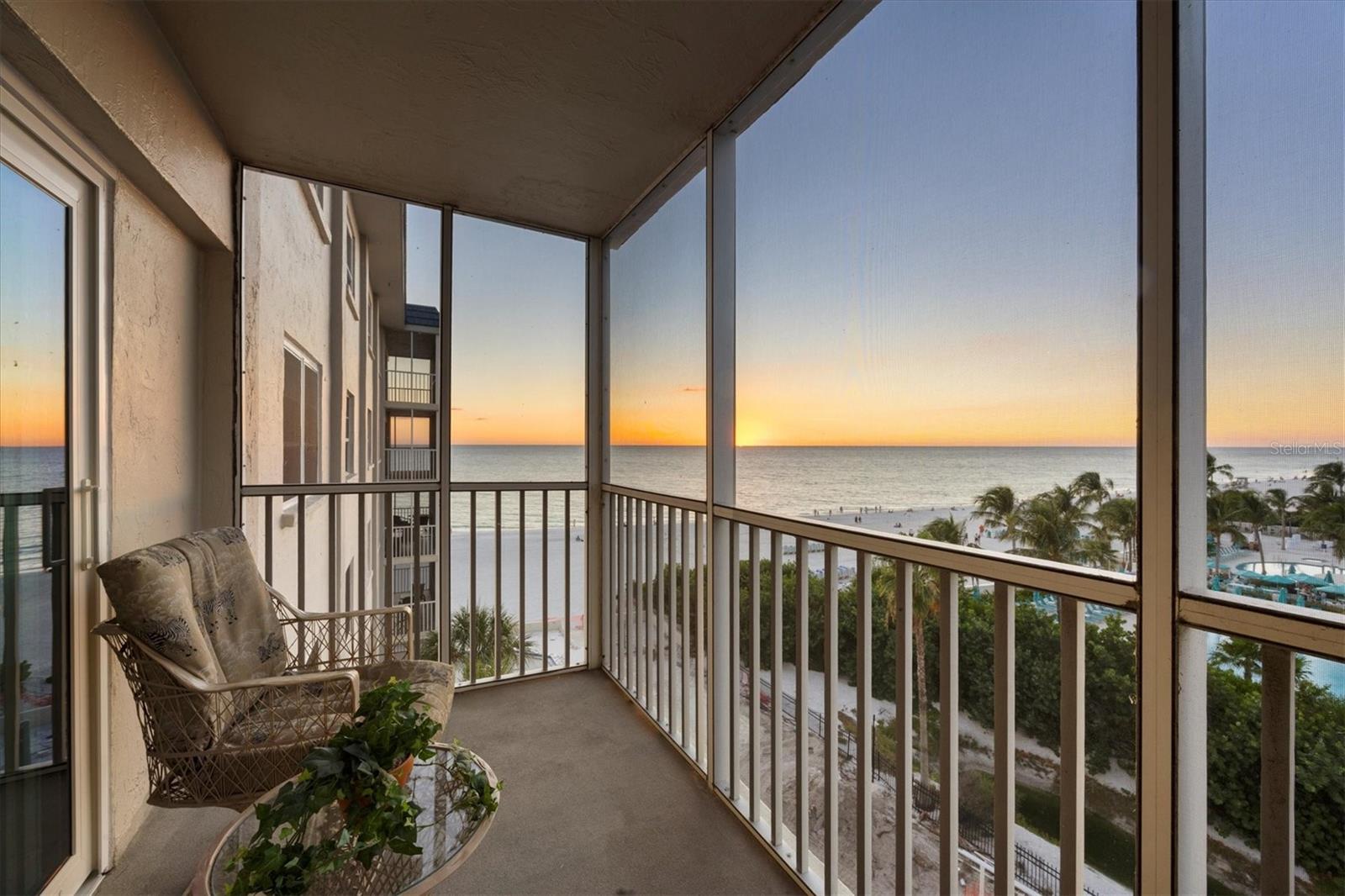 Image 15 of 47 For 800 Benjamin Franklin Drive 607