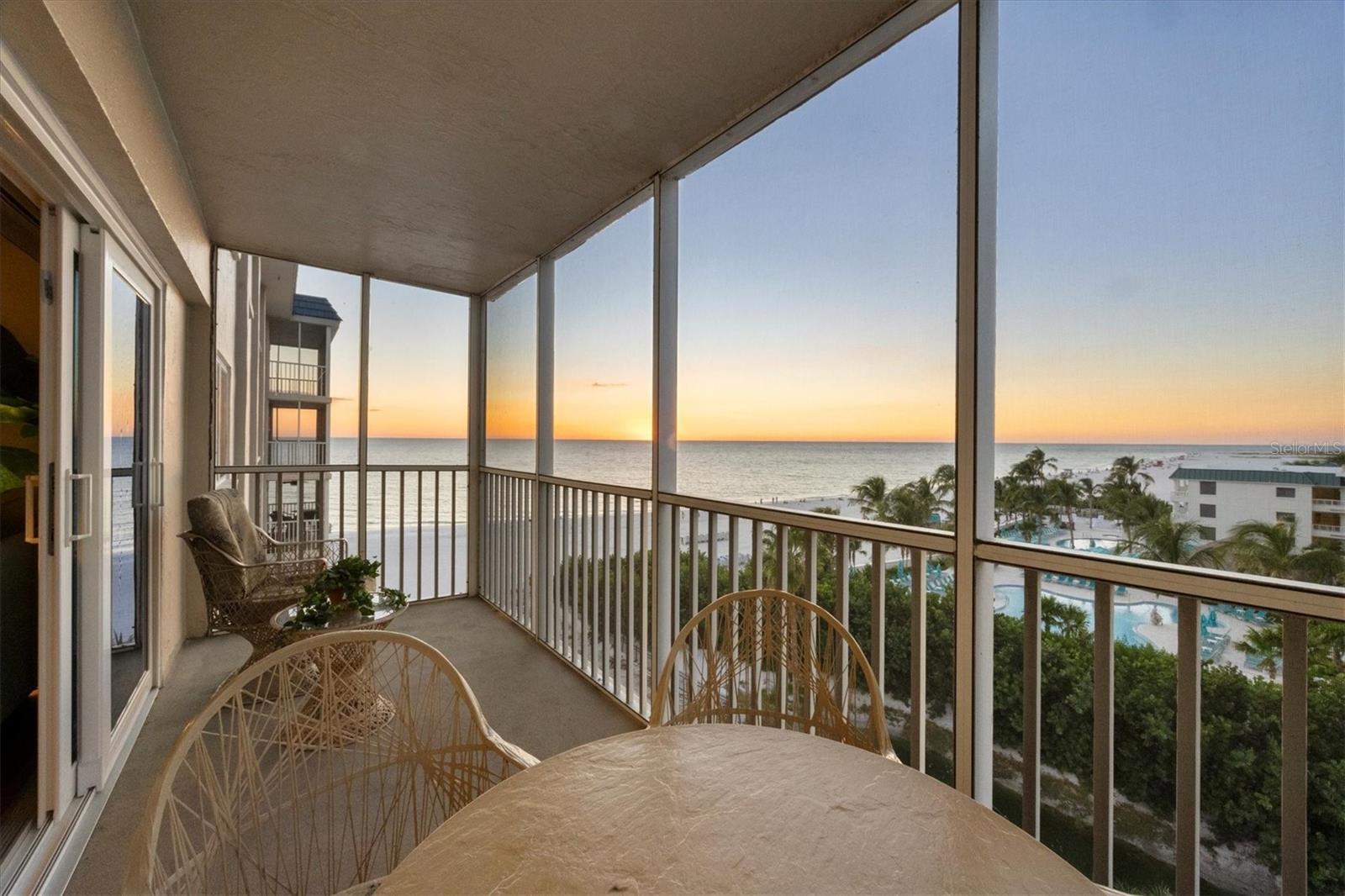 Image 16 of 47 For 800 Benjamin Franklin Drive 607