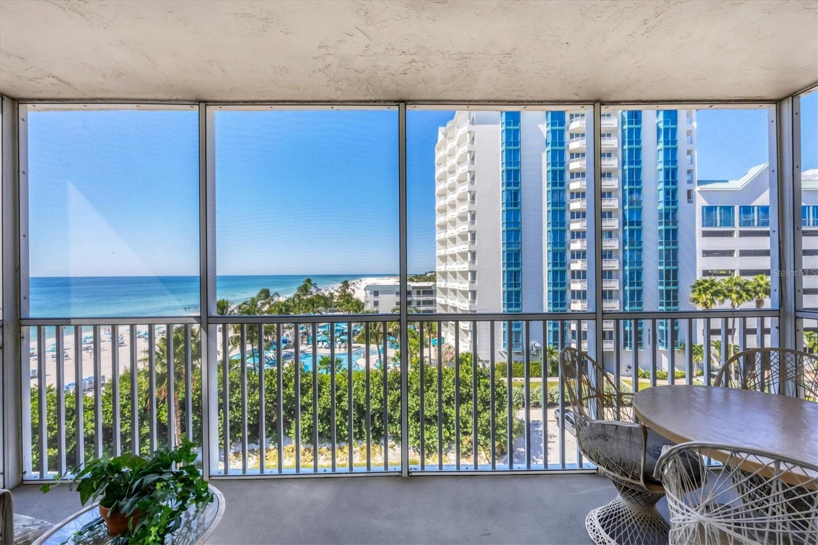 Image 18 of 47 For 800 Benjamin Franklin Drive 607