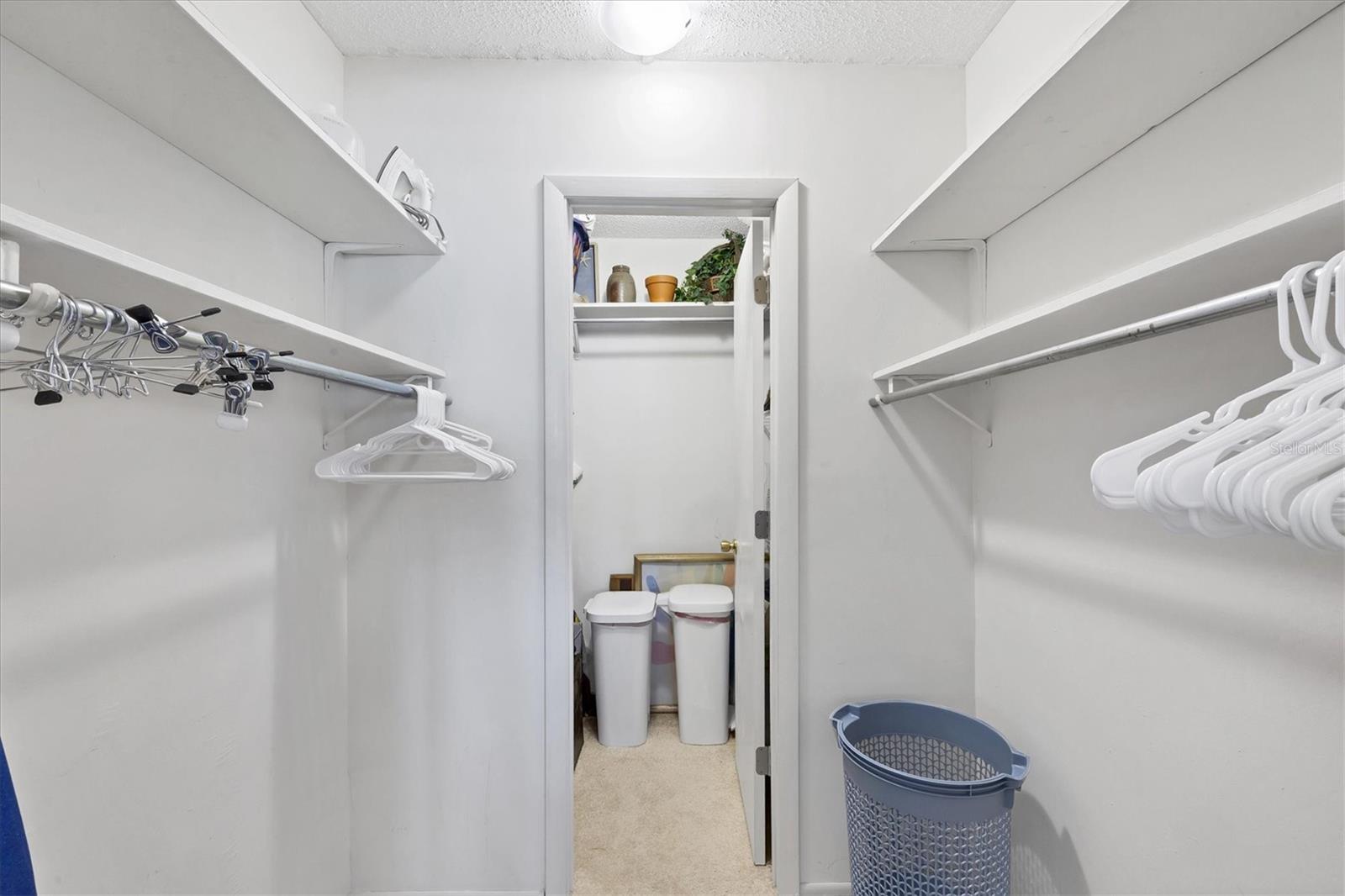 Image 26 of 47 For 800 Benjamin Franklin Drive 607