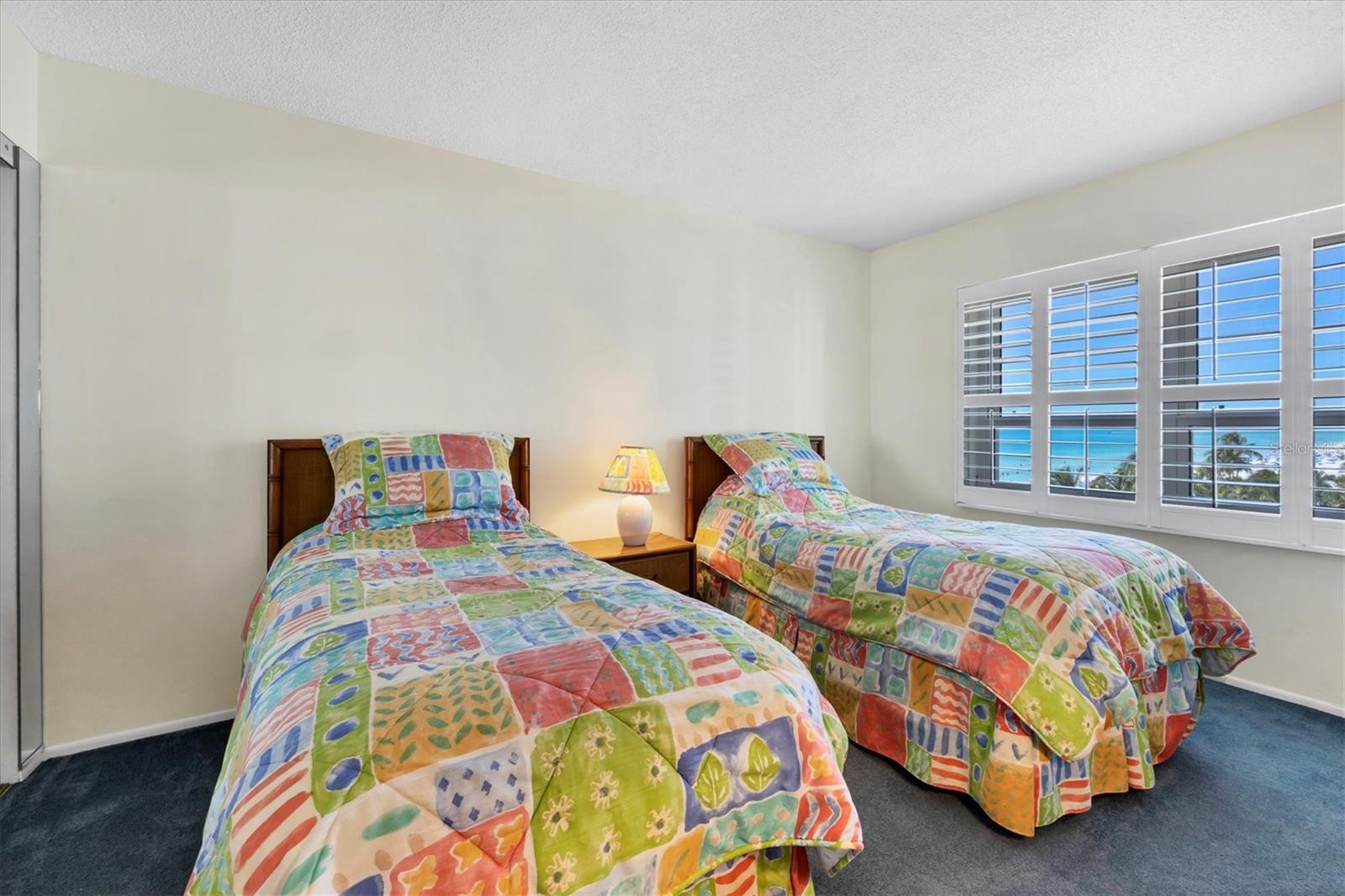 Image 28 of 47 For 800 Benjamin Franklin Drive 607