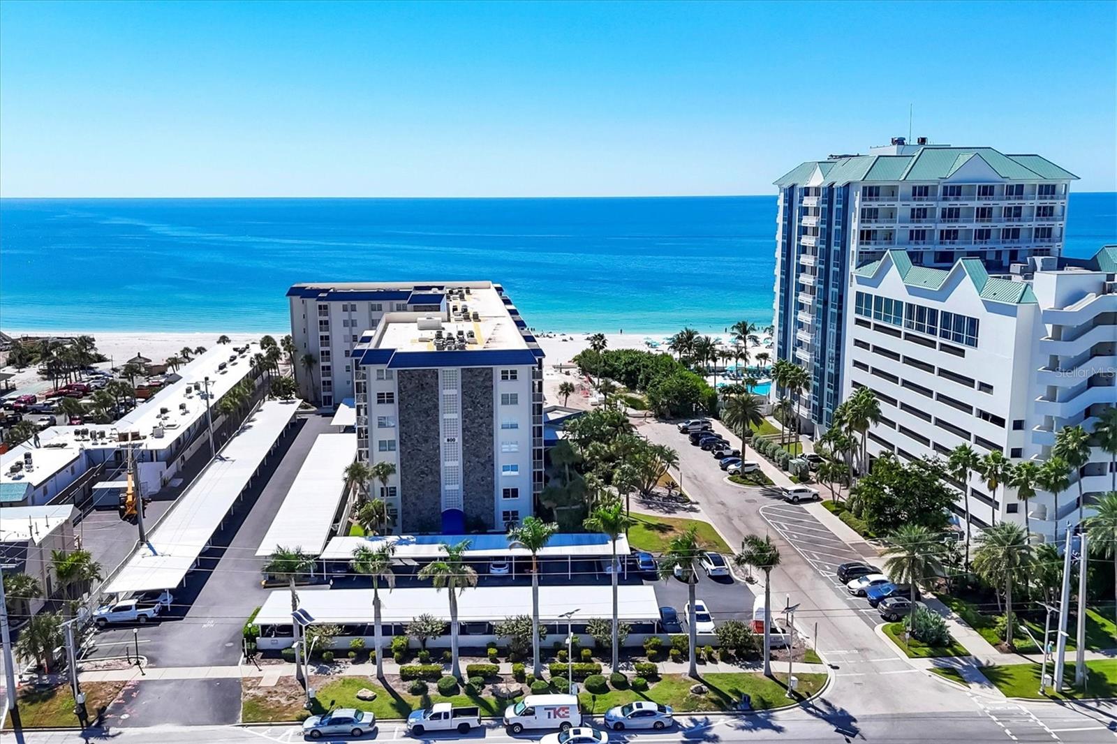 Image 36 of 47 For 800 Benjamin Franklin Drive 607