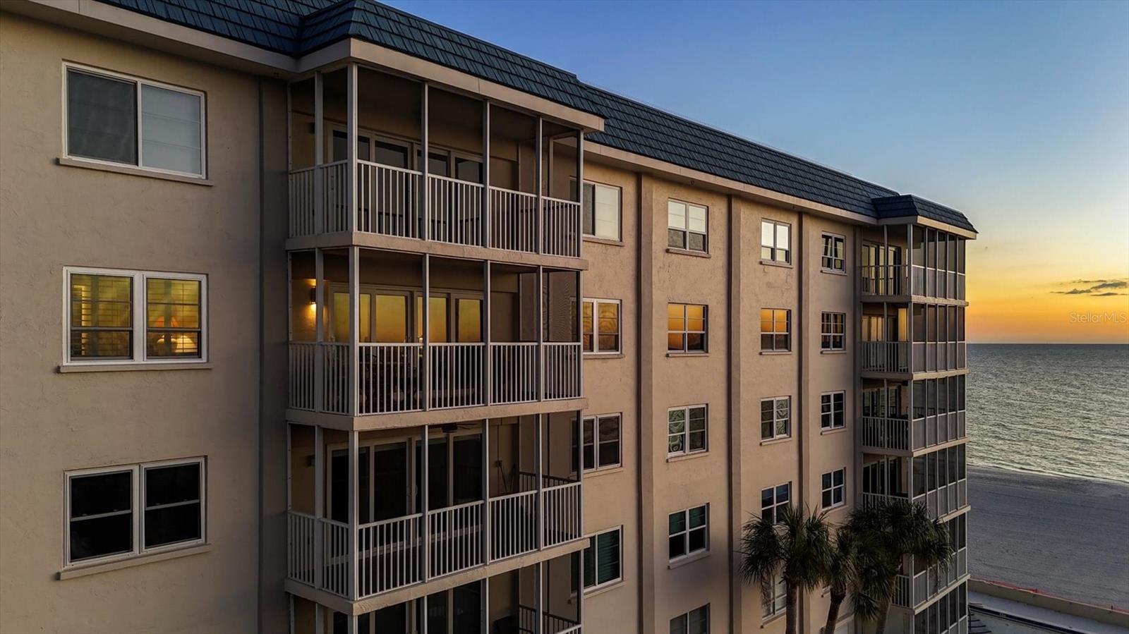 Image 38 of 47 For 800 Benjamin Franklin Drive 607