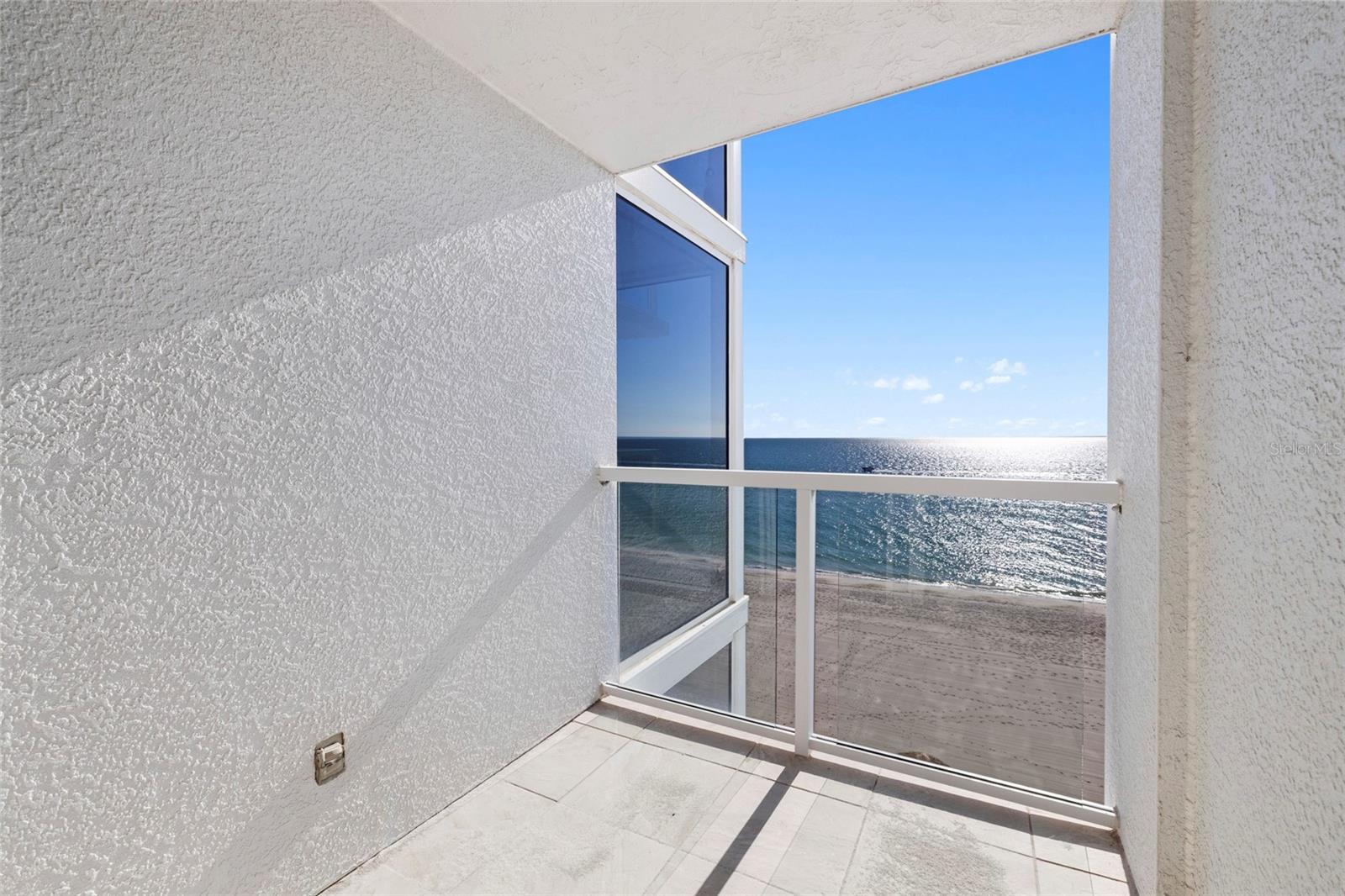 Image 33 of 58 For 2425 Gulf Of Mexico Drive 7d