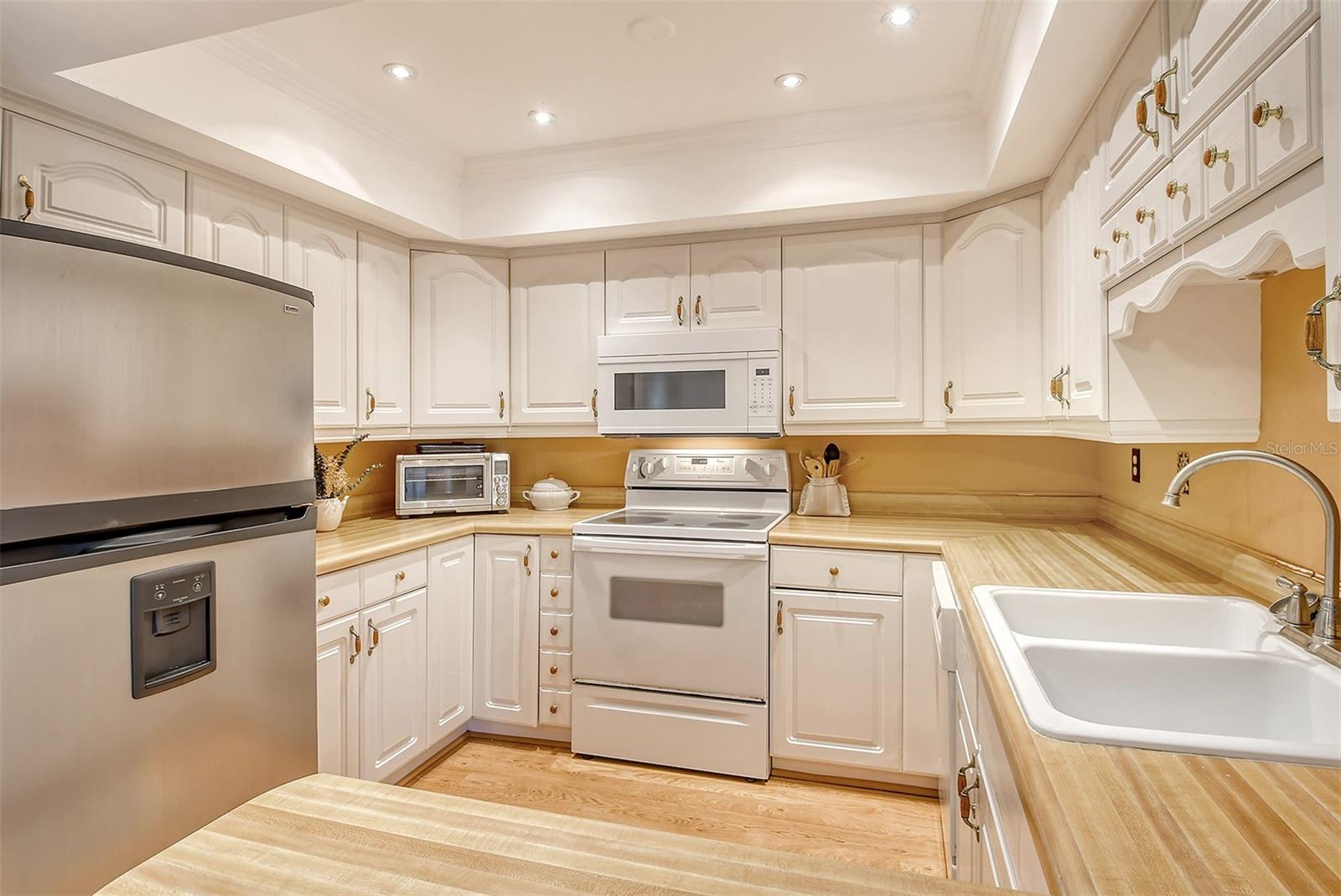 Image 10 of 57 For 1601 Bayhouse Point Drive Ba204