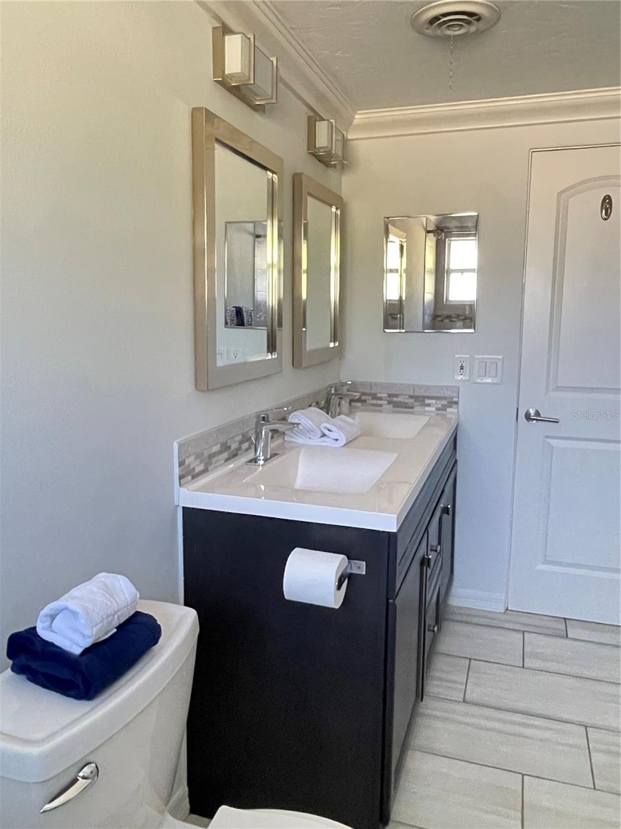 Image 17 of 29 For 6405 White Sands Terrace