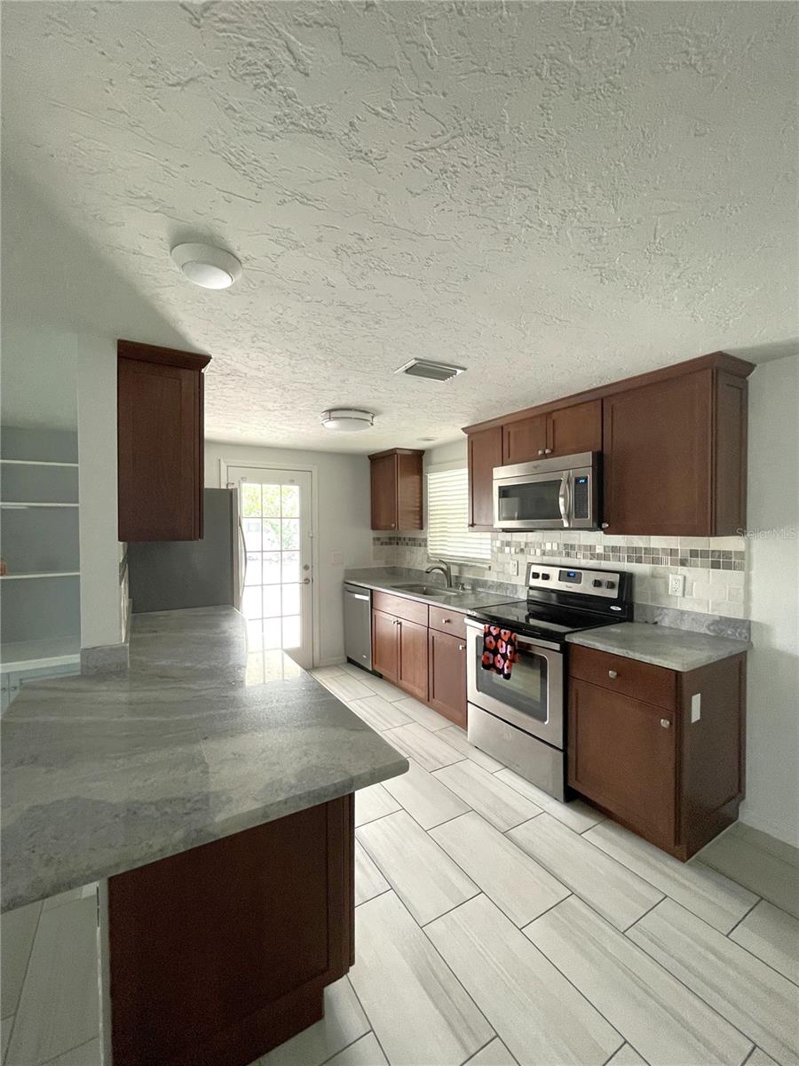 Image 8 of 29 For 6405 White Sands Terrace