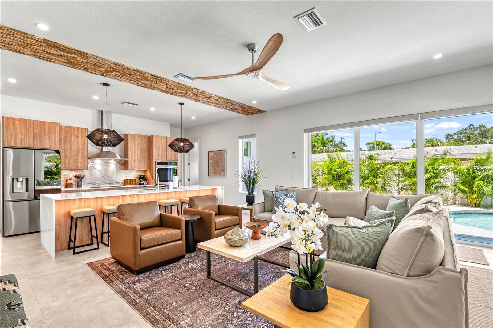 Image 18 of 57 For 2163 Waldemere Street